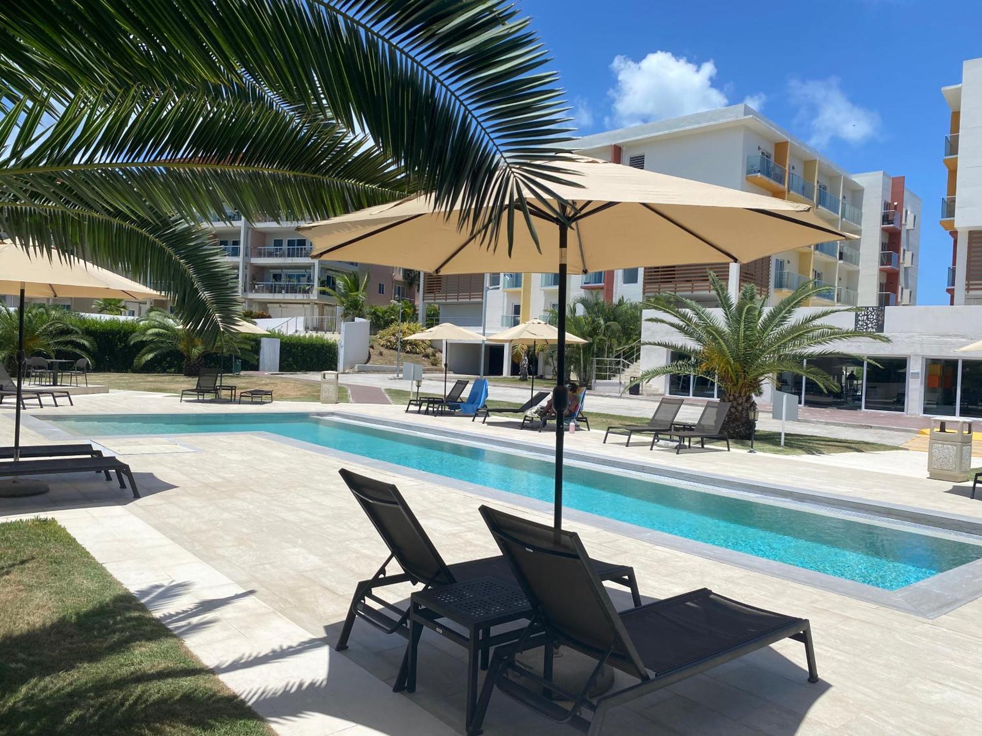 Ocean&airport View With Pool&gym In Maho, Walk To And Mullet Bay * Maho