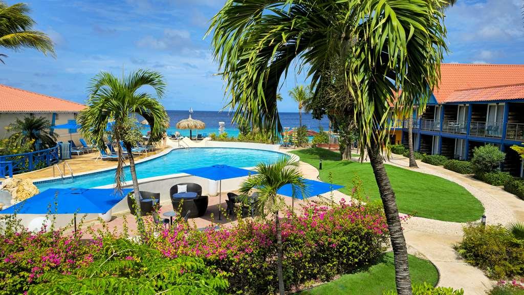 Divi Flamingo Resort