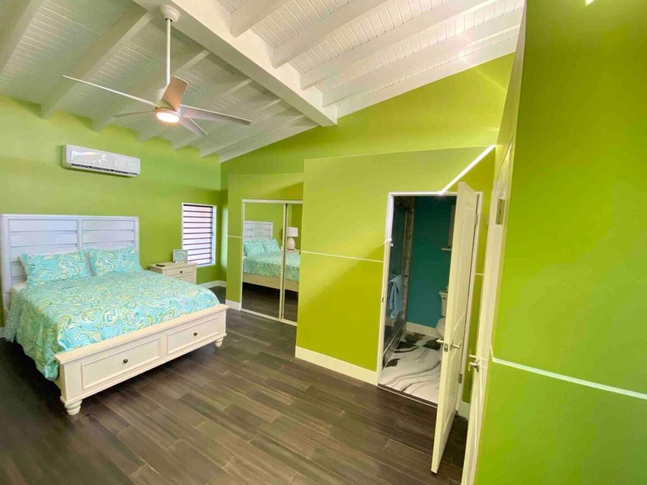 Casa de férias Luxury 2bed 2bath In Downtown Red Hook