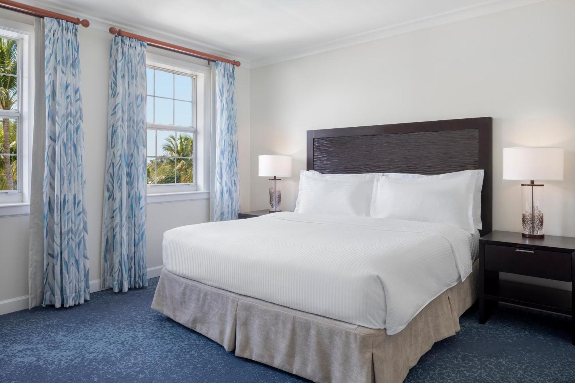 Harborside & Vacation At Atlantis Nassau