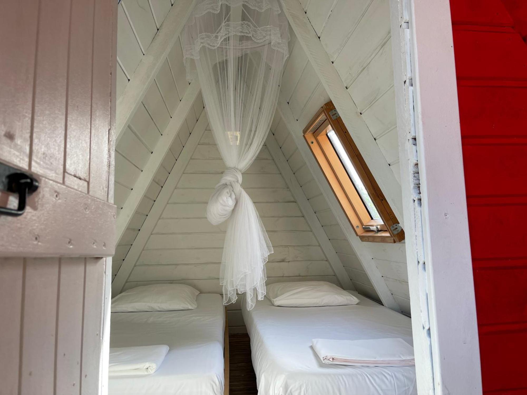 Domaine De Meilly - M&p Concept Tipis Vue * Saint-Louis