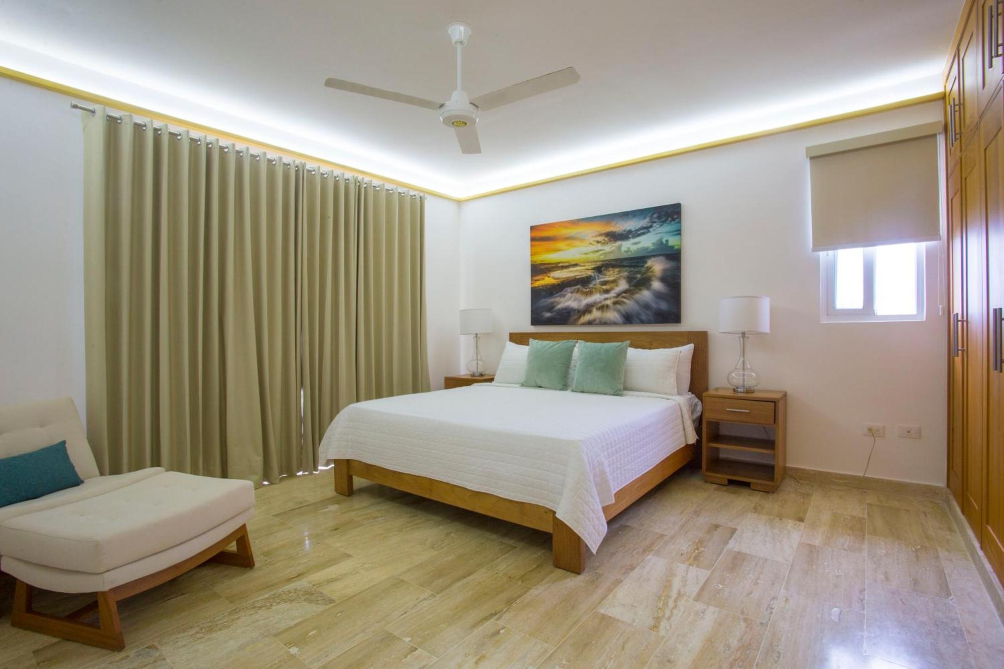 Hotel Ocean Village 3*