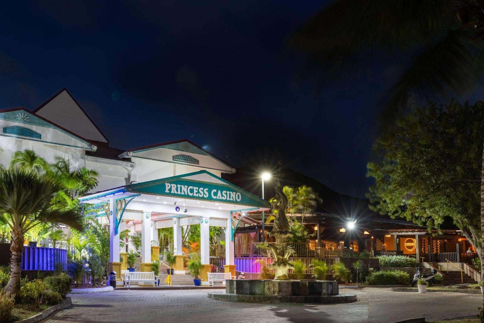 Hotel Port De Plaisance Resort, Trademark Collection By Wyndham