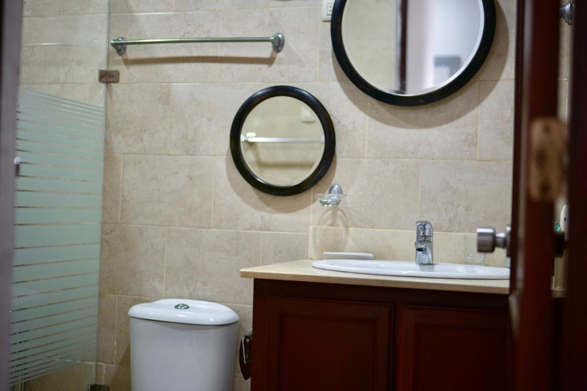 Costadelsol-juandolio-seaview-frontbeach-cozy-2br-3bds-6pax- Apartamento *