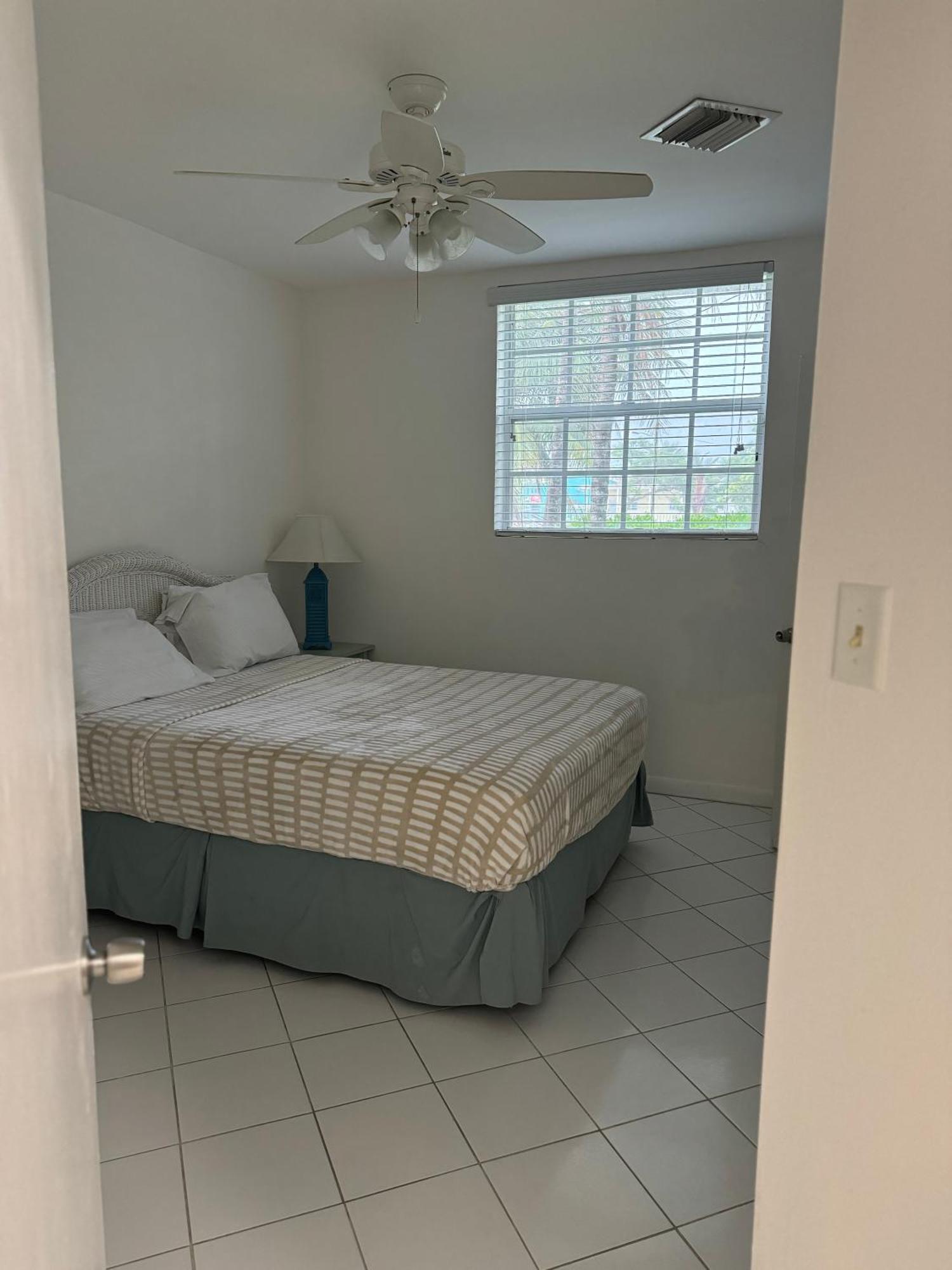 Apartment Sunset Cove - Vacation In Paradise! Nassau