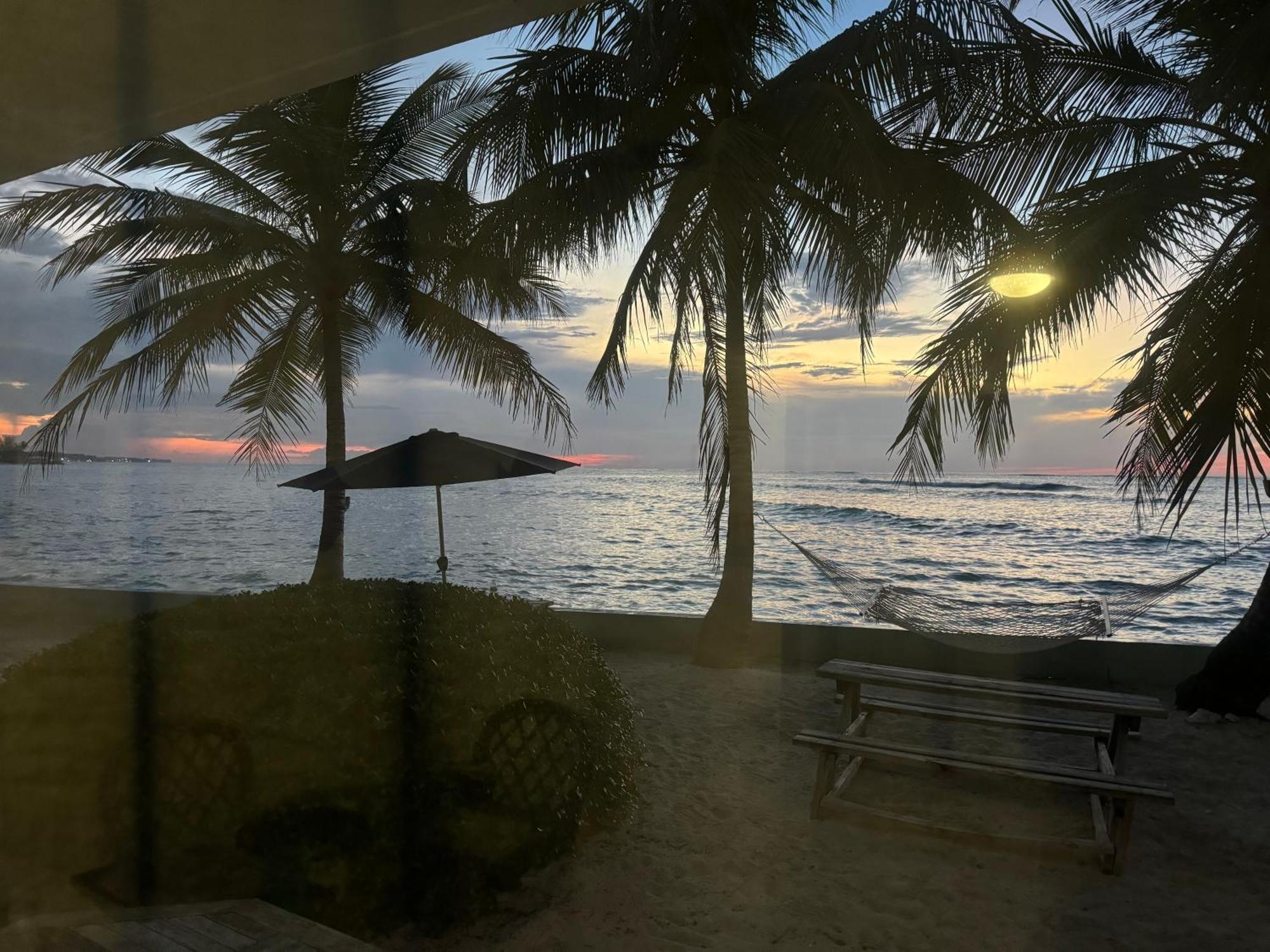 Apartment Sunset Cove - Vacation In Paradise! *