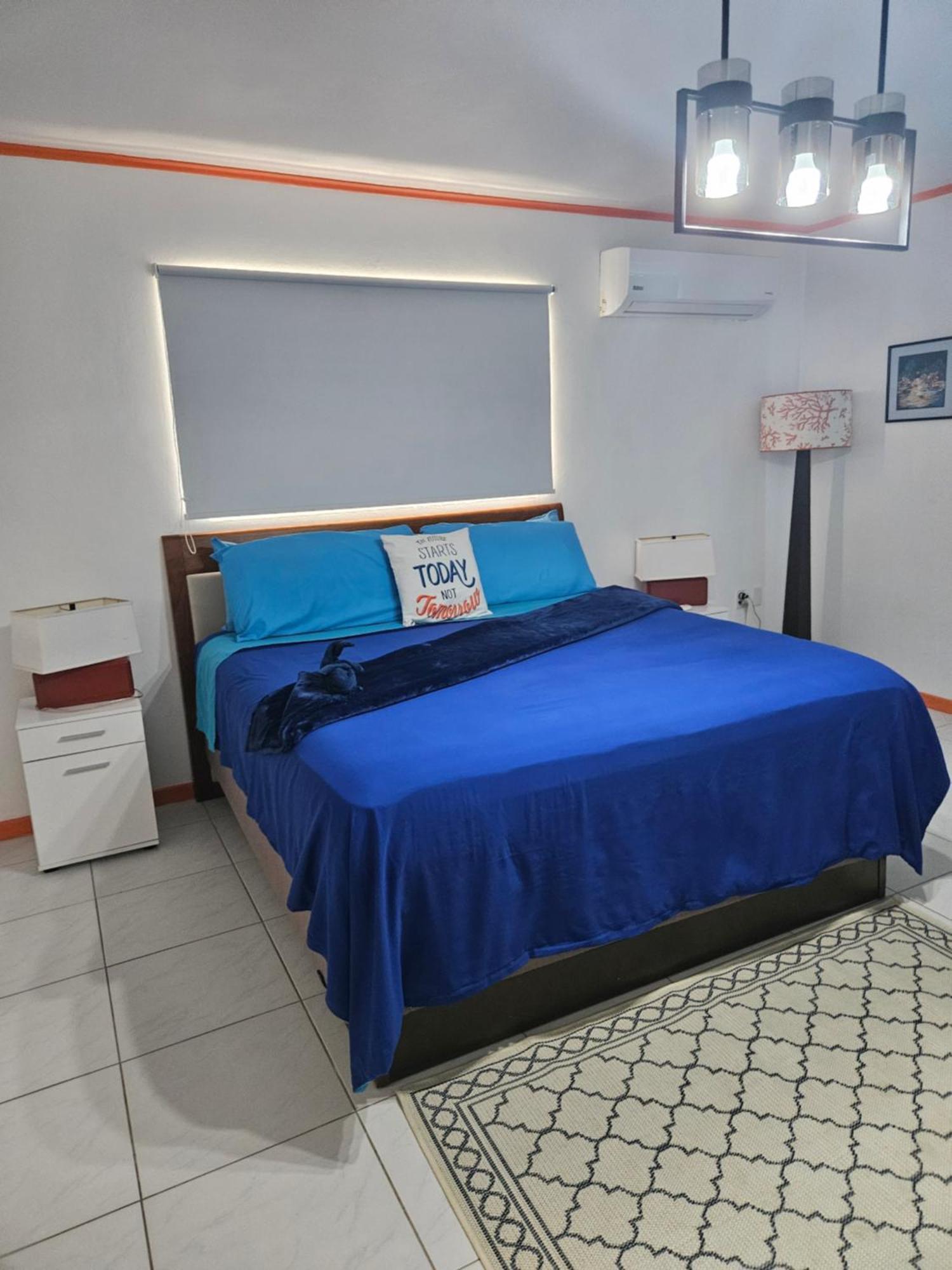 Apartment Raven's Paradise Willemstad