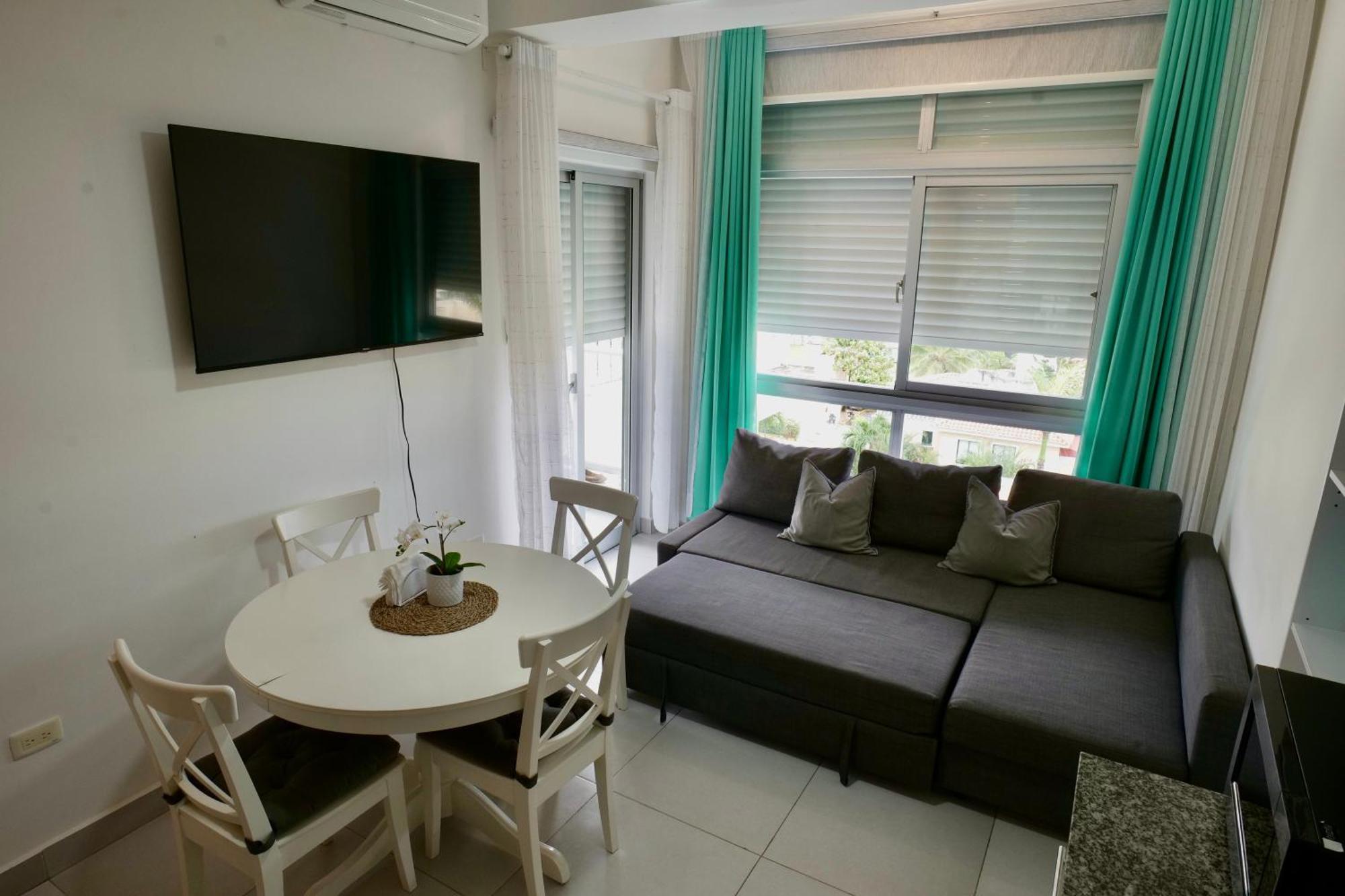 Kendasoltower Juandolio-seaview-1br-2bds-4px-wifi-tv-ac-newtower *