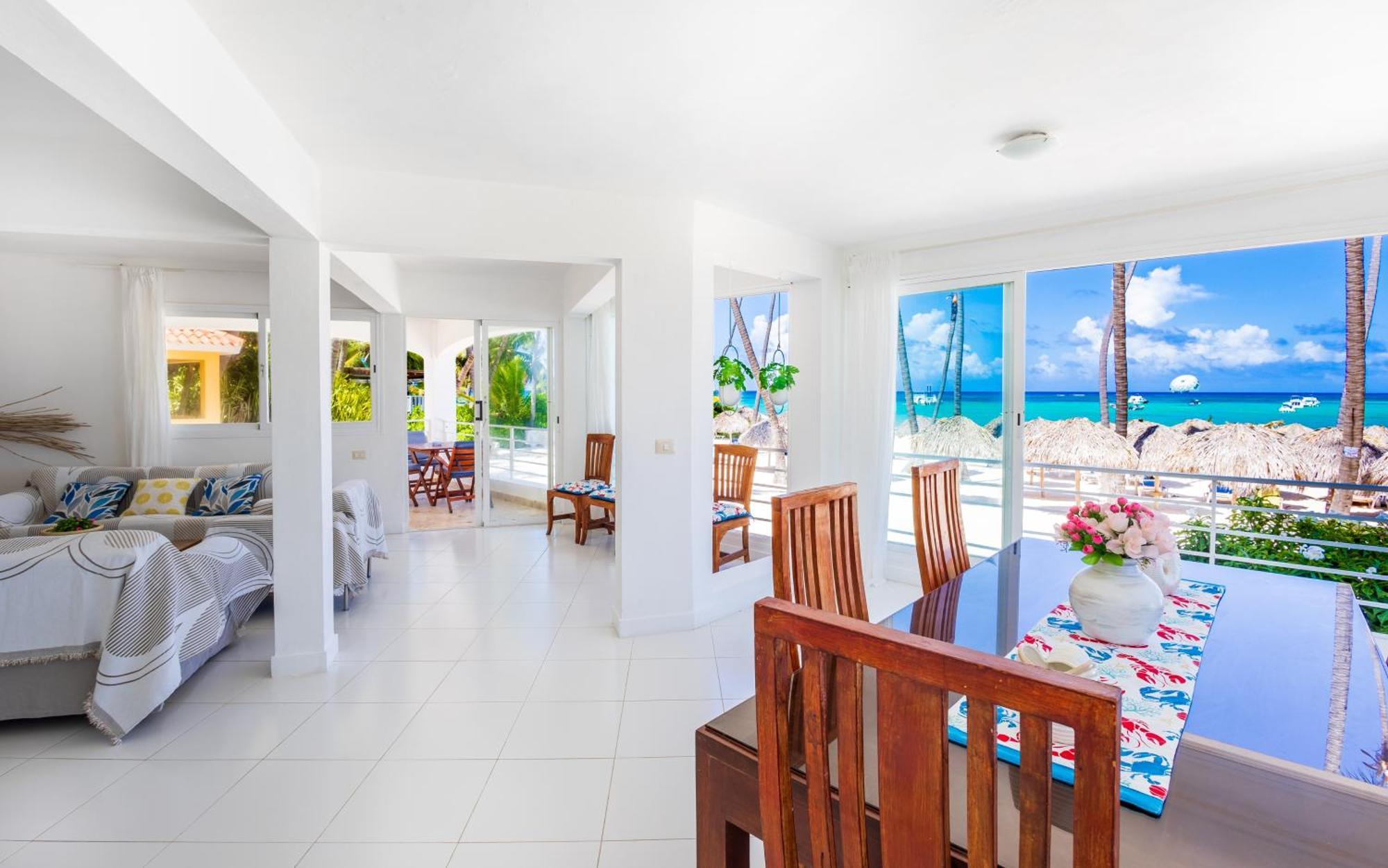 Prime Ocean View - 3-bedroom Getaway With Private Terrace On Bavaro Punta Cana
