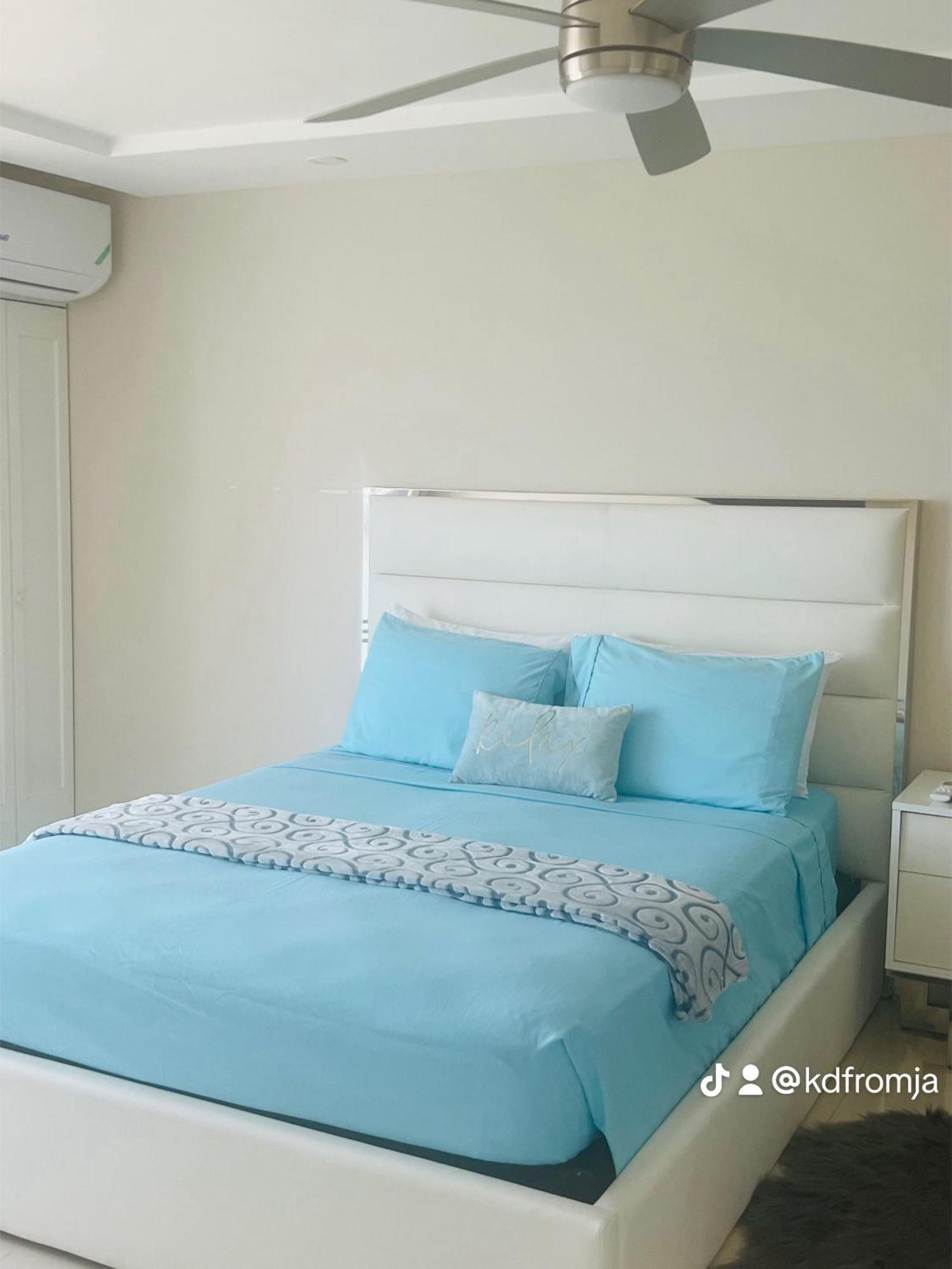 Large Luxurious Front At Bayfront Apartment Portmore