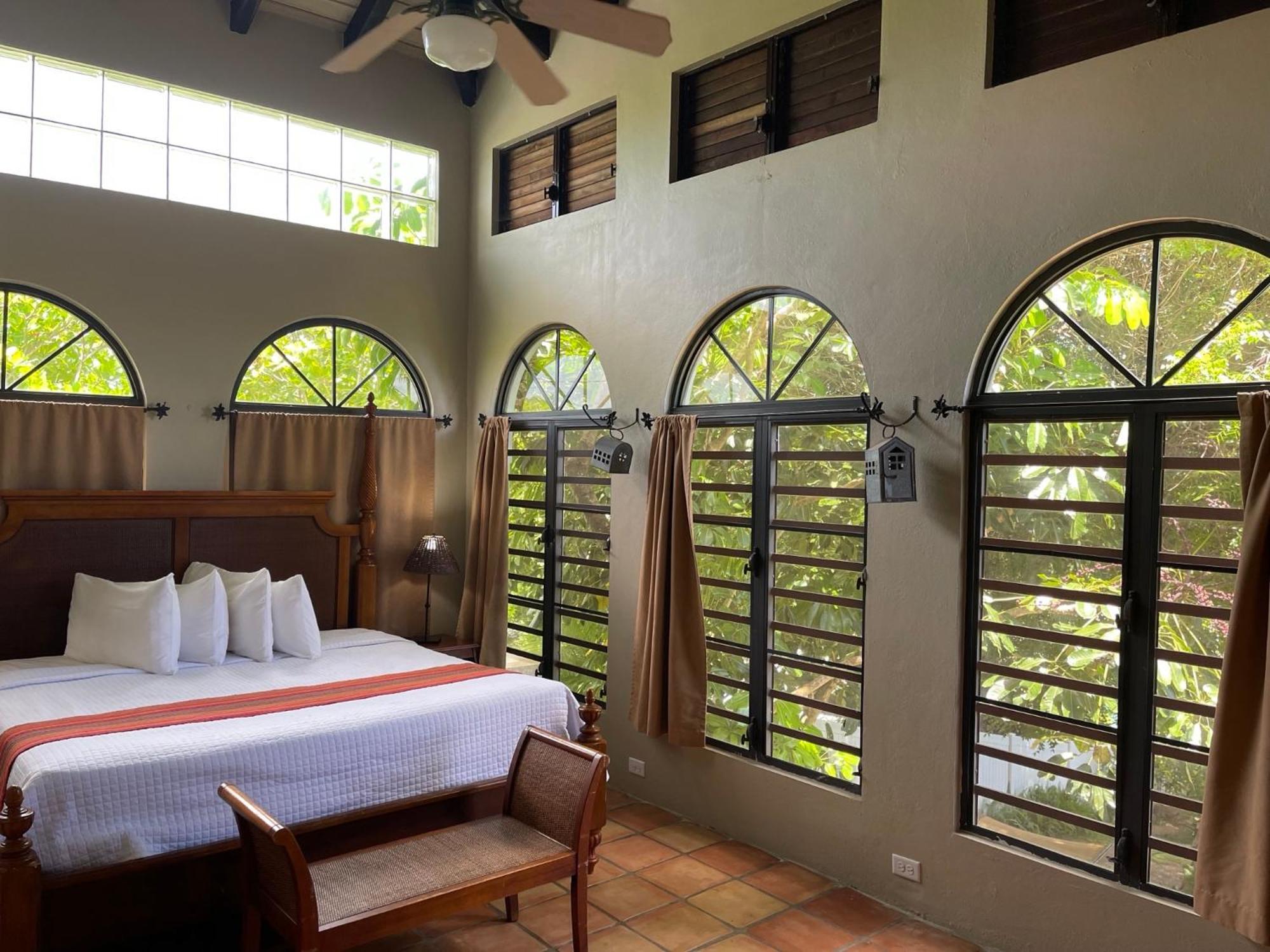 Hotel Hacienda Tamarindo