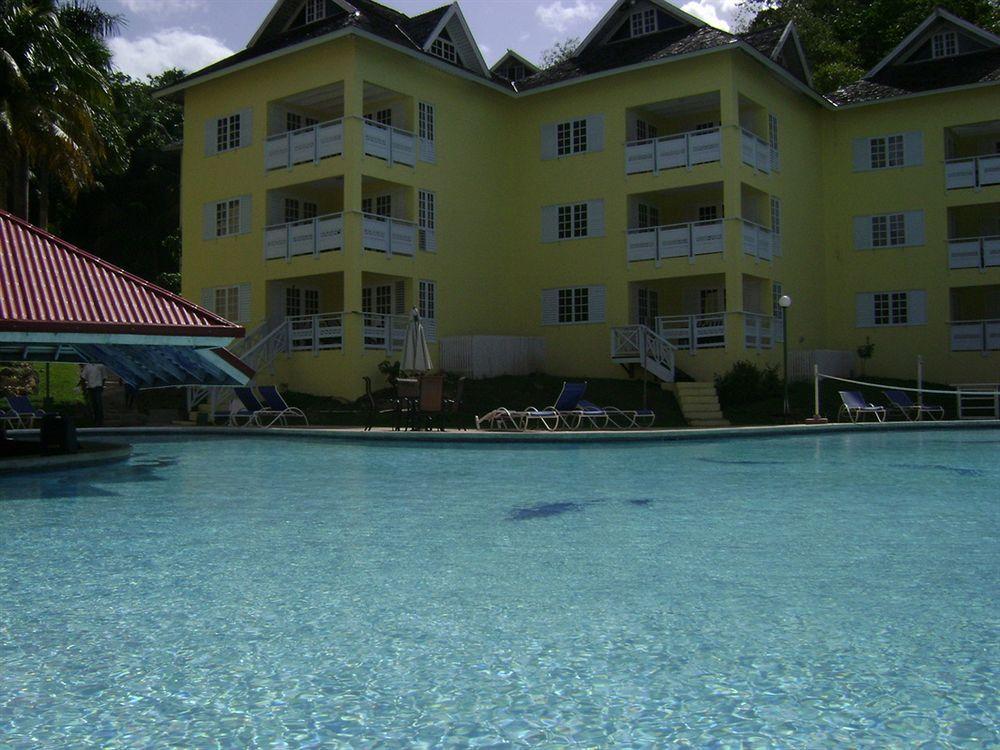 At The Ridge 3* Ocho Rios