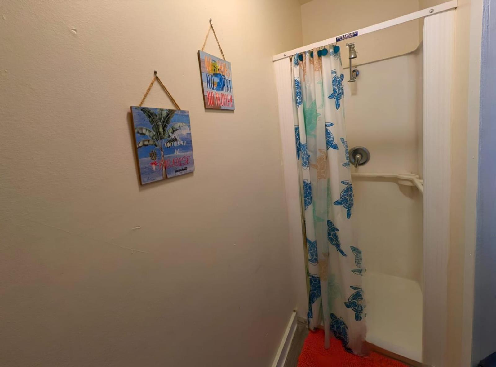 Waterside Hostel *