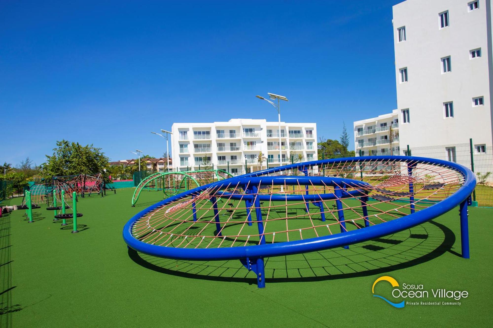 Ocean Village 3*