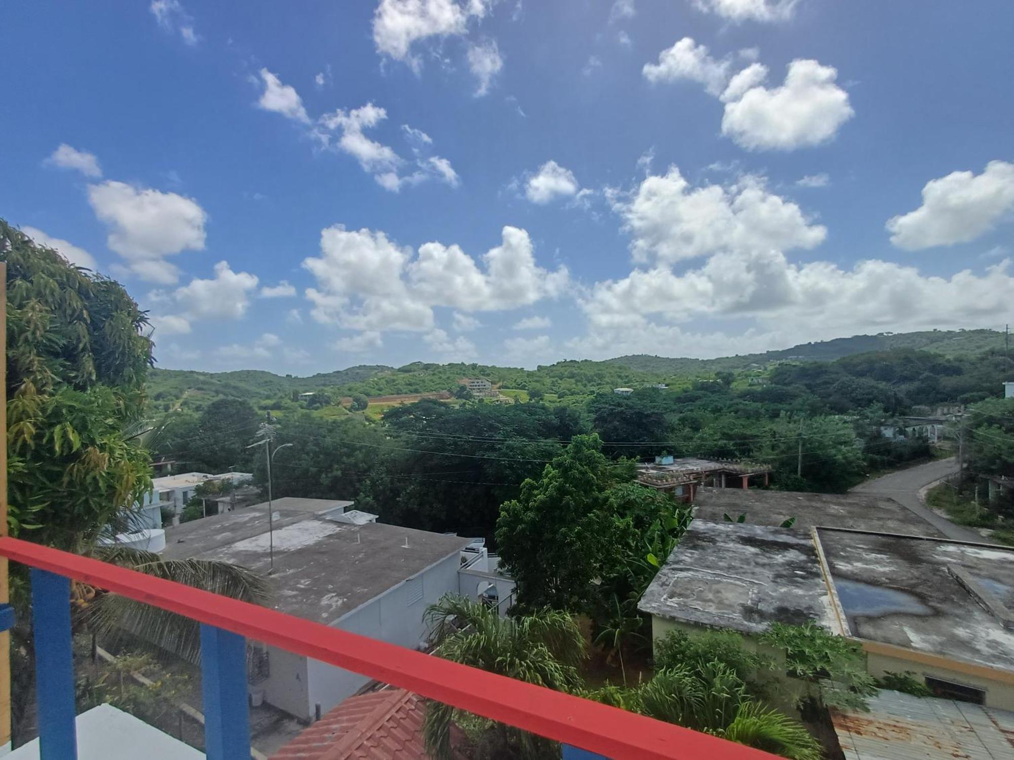 Rooster Run Glamping Has Rooftop And Off The Ground Glamping Experience For 1 To 16 In A Single Tent And Views Of The Rain Forrest And To Culebra Across The Atlantic Ocean W Tents, Linens, Deluxe Air Beds, Warm Shower And At A Great Pric Luxury tent *