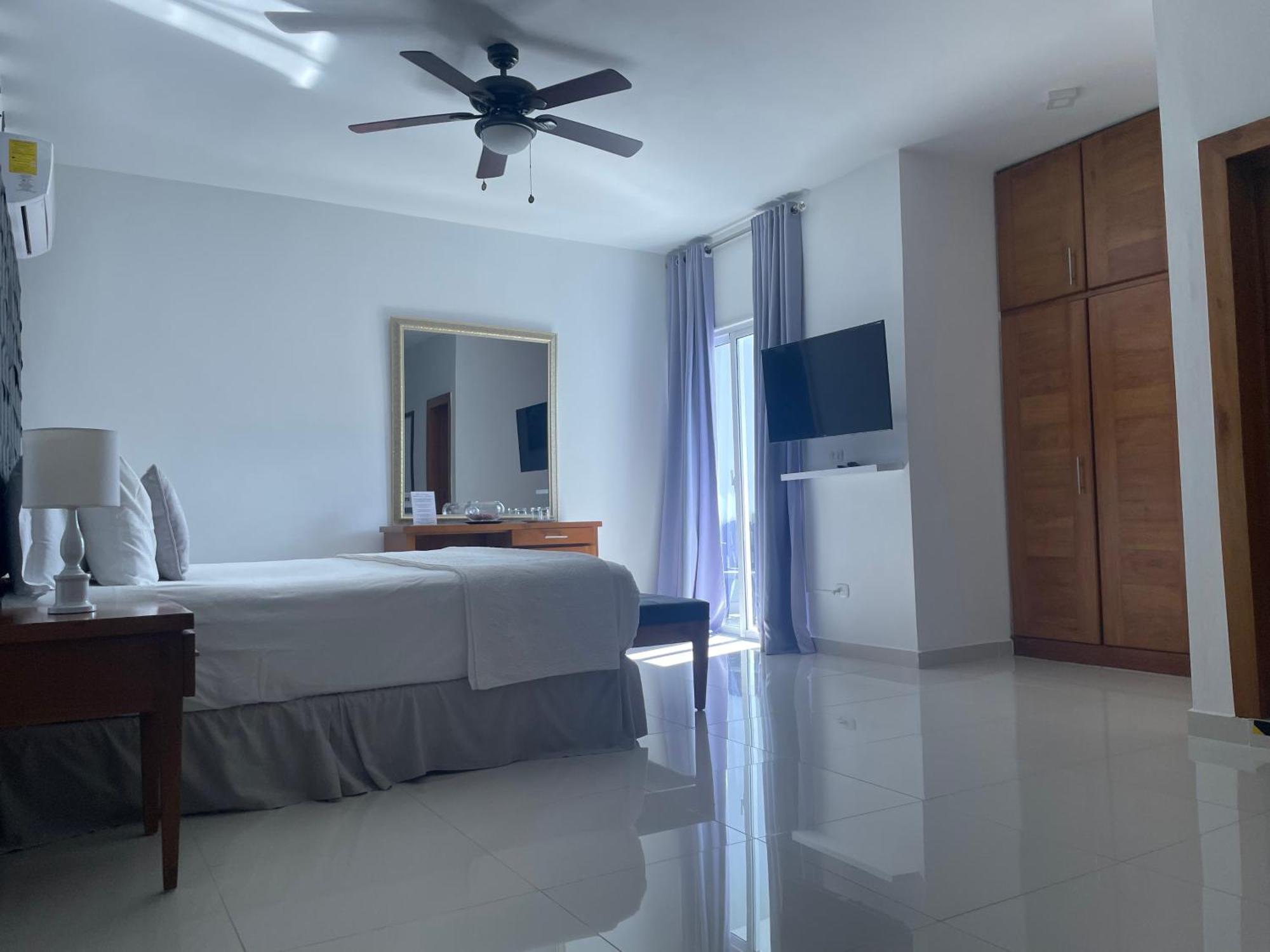 Gaia Deluxe Bed & Breakfast *