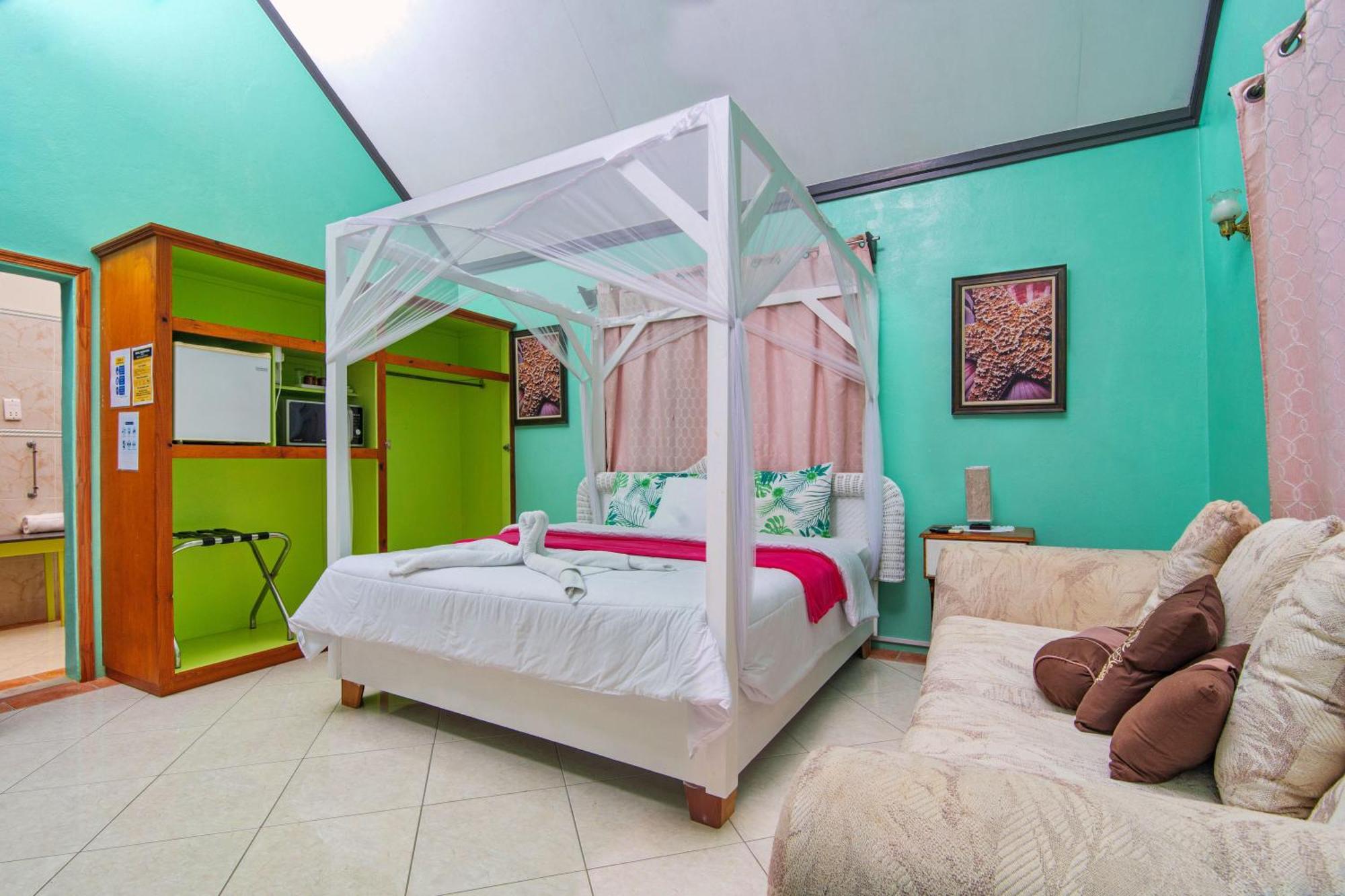 Tropical Paradise View 3*