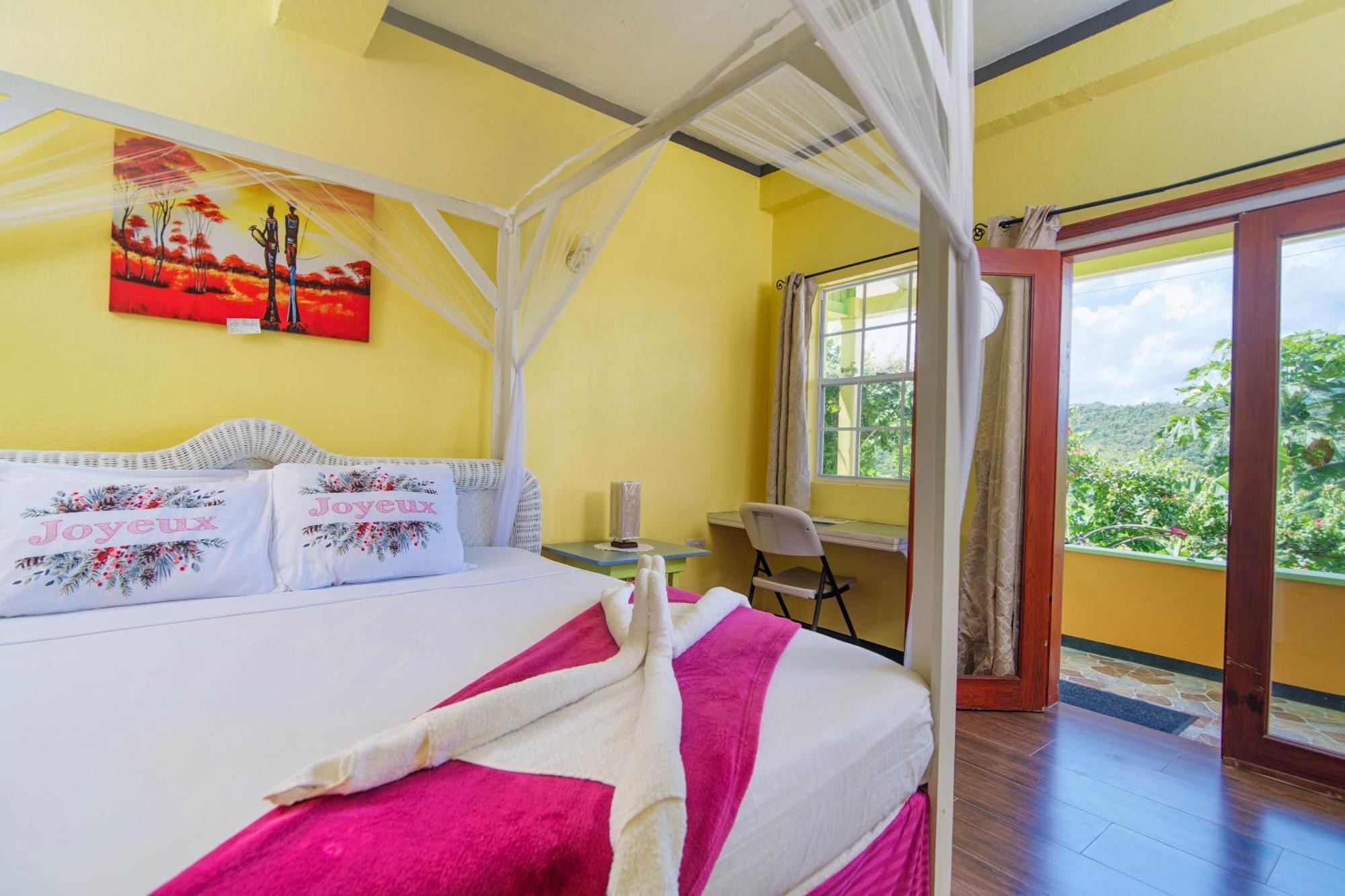 Tropical Paradise View 3* Anse La Raye