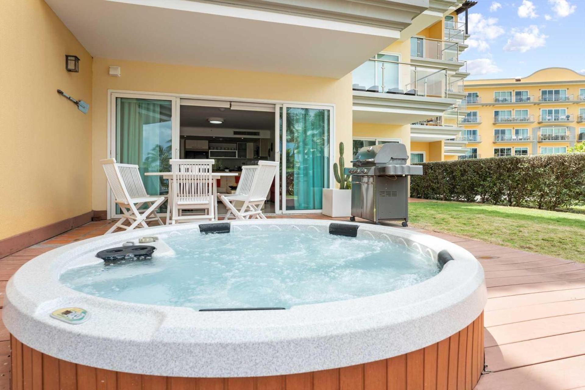 Holiday home Beachfront - Garden 1br - E124-2 *