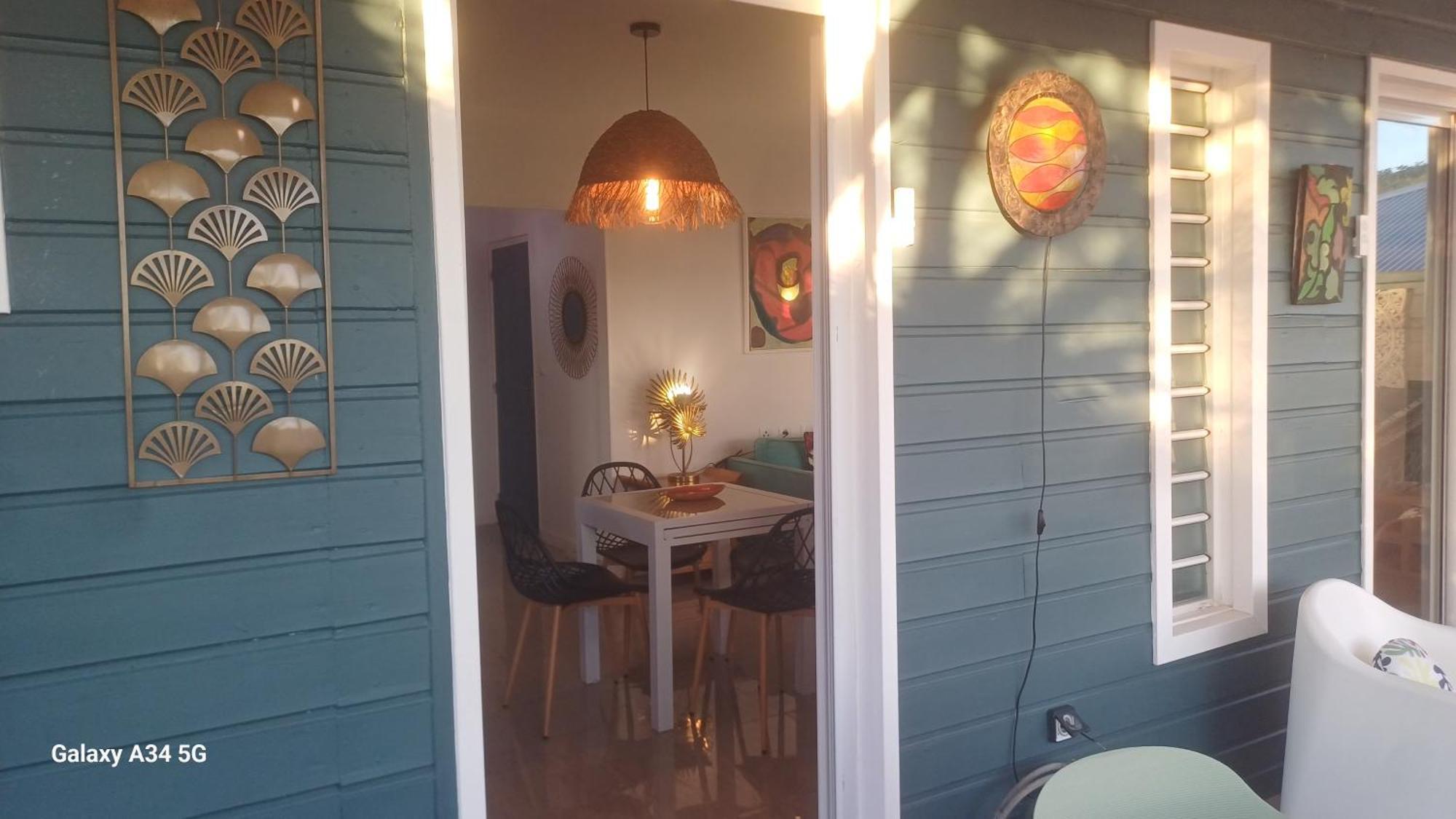 Capra Pomme Surette Holiday home Bouillante