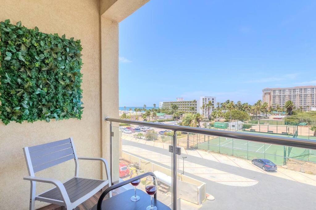 Luxury Ocean Views In Palm Apartamento Palm Beach