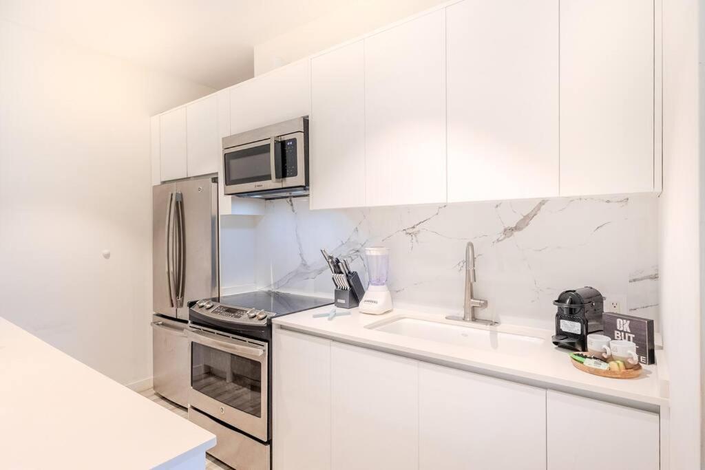 Luxury Ocean Views In Palm Apartamento