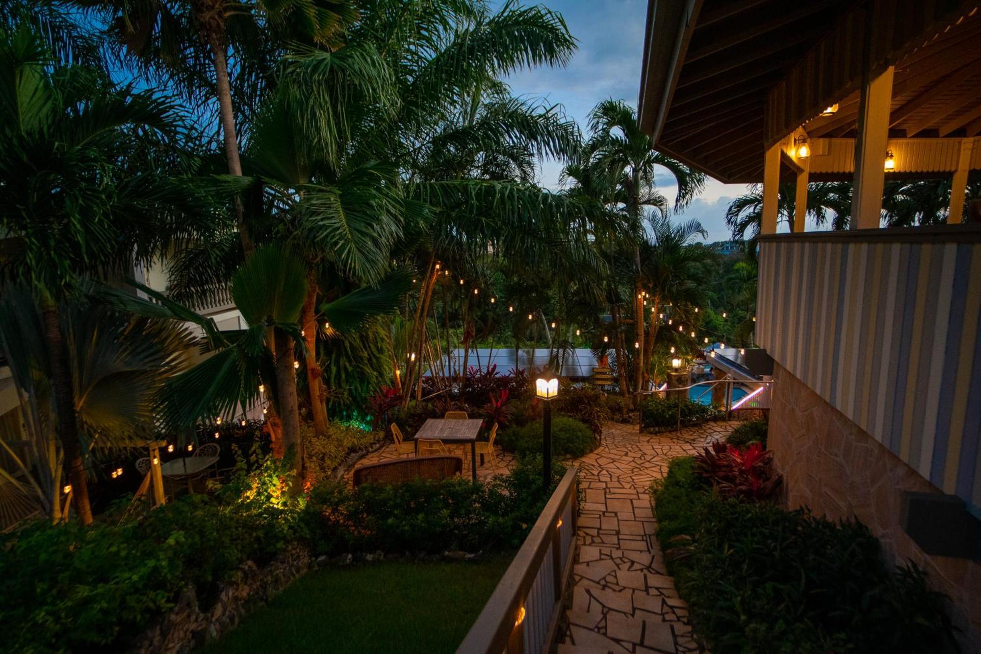 Hotel Lazy Parrot 3*