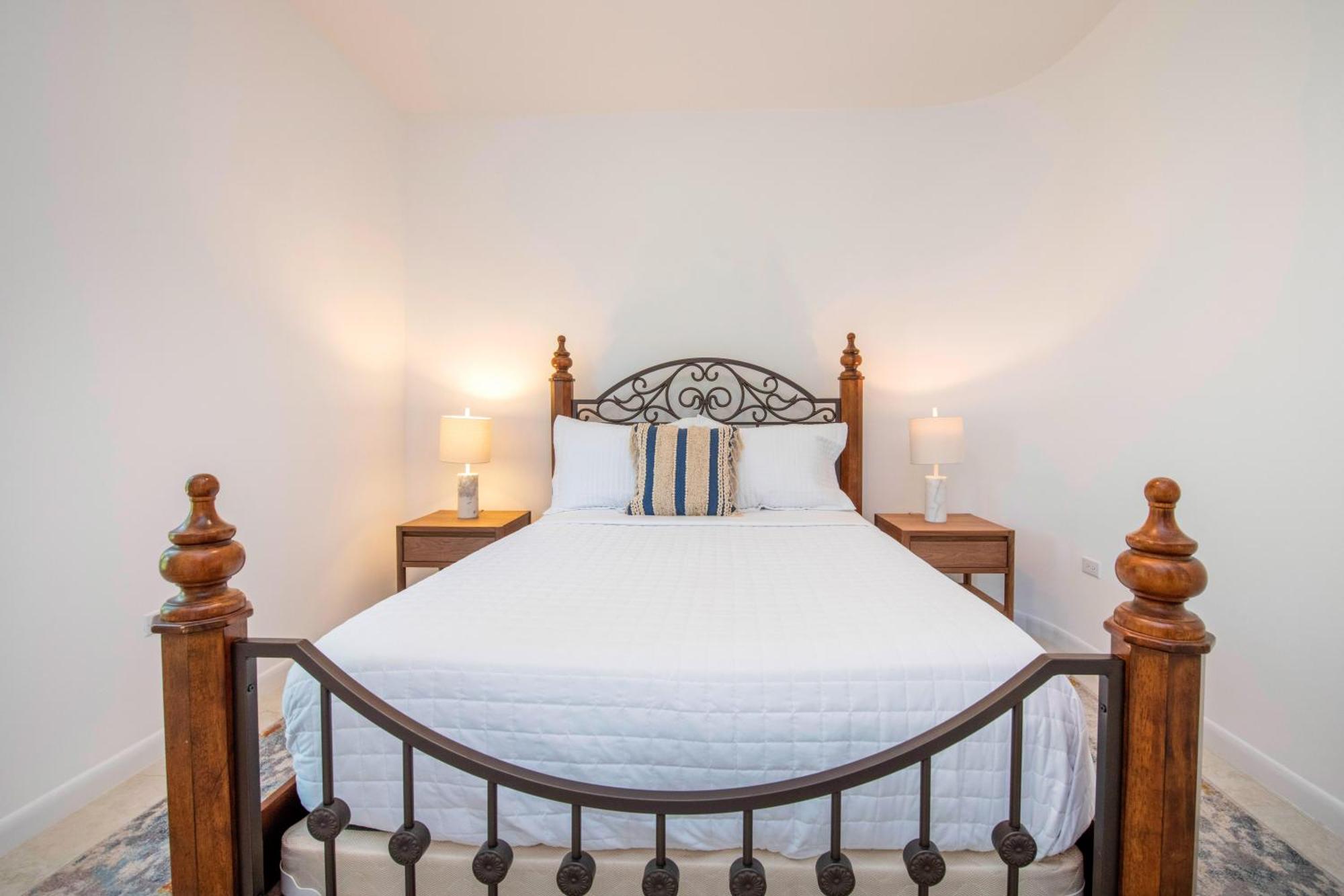 The Mastic Collection Holiday home