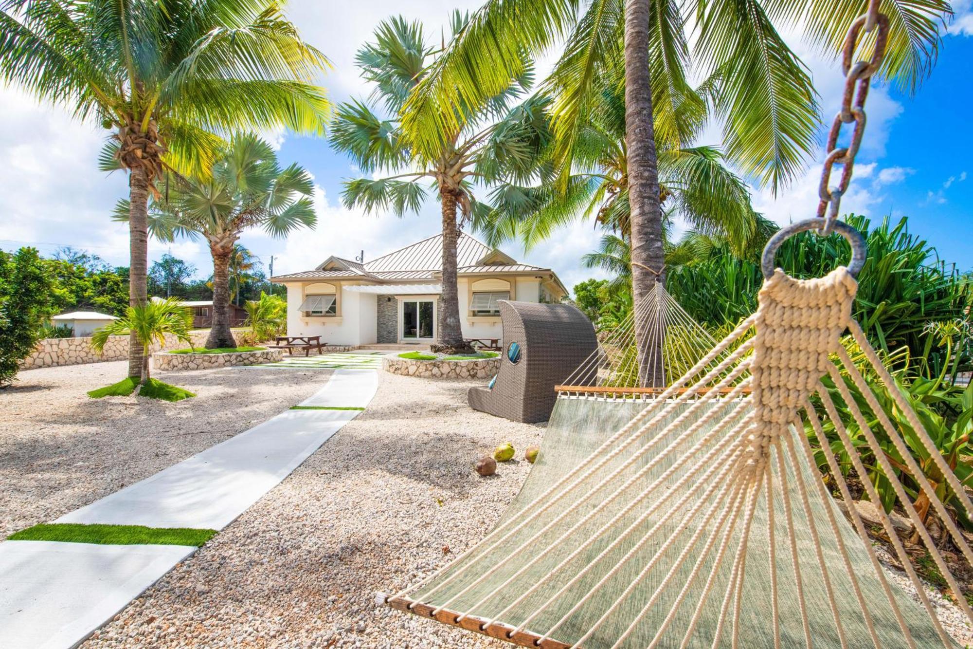 The Mastic Collection Holiday home