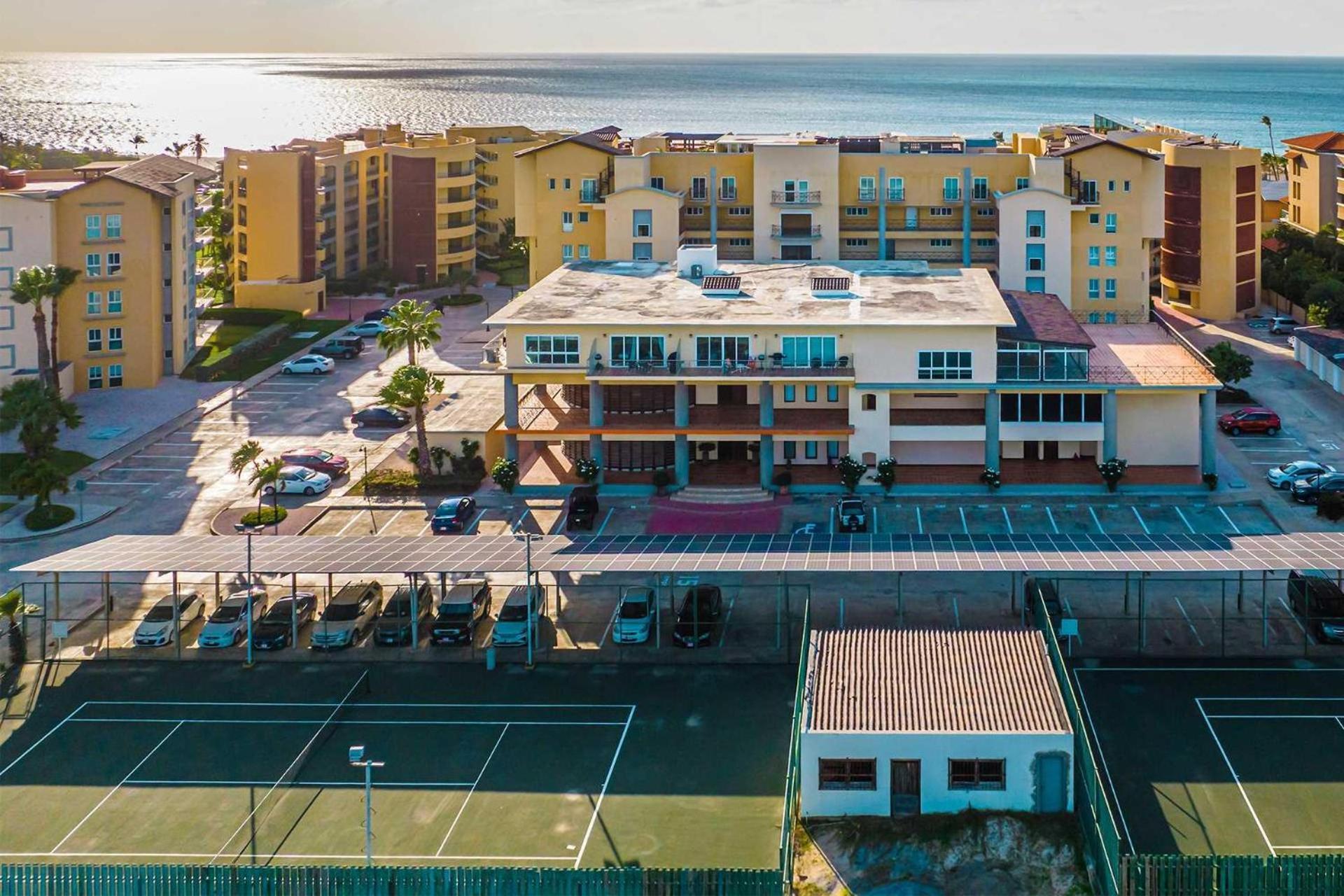 Beachfront-adults Only-majestic View 3brcondo-e221 *