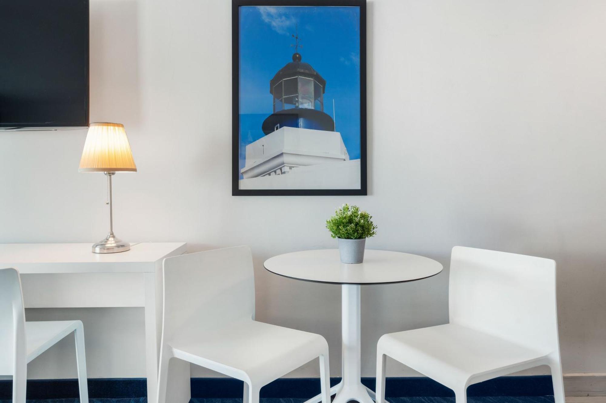 Esj Towers By Chana Aparthotel