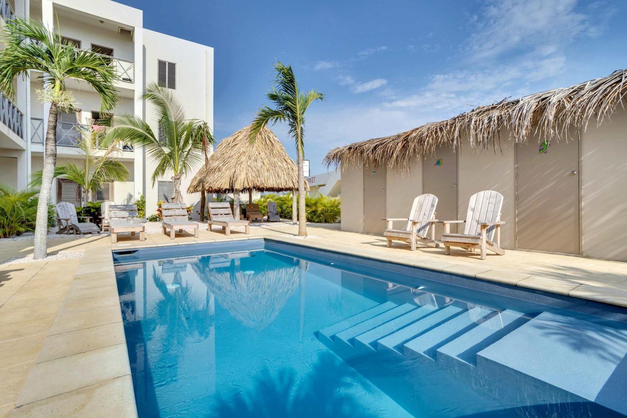 Sunset Breeze Penthouse With A View Towards The Sea Kralendijk (Bonaire)