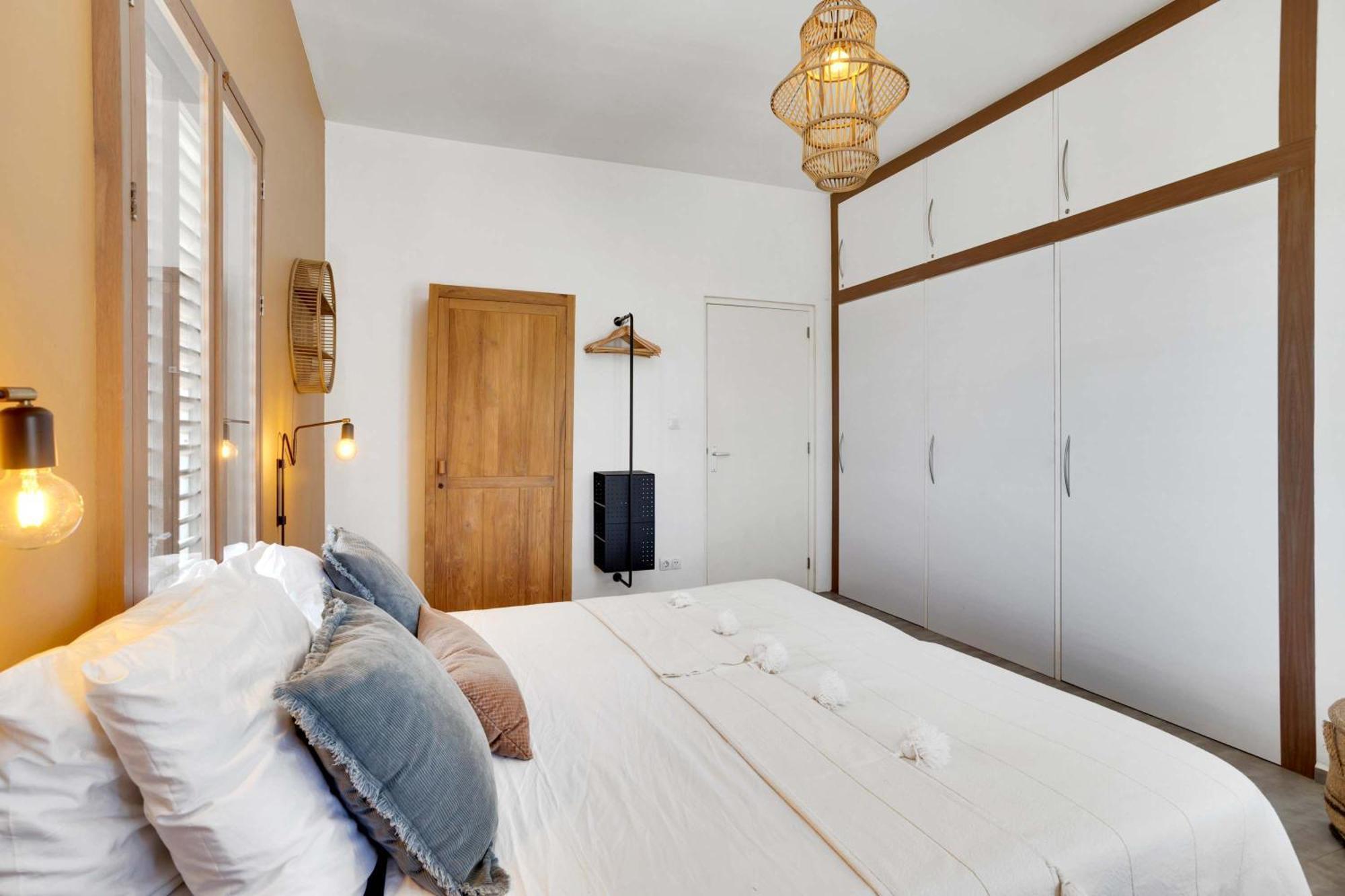 Sunset Breeze Penthouse With A View Towards The Sea * Kralendijk (Bonaire)