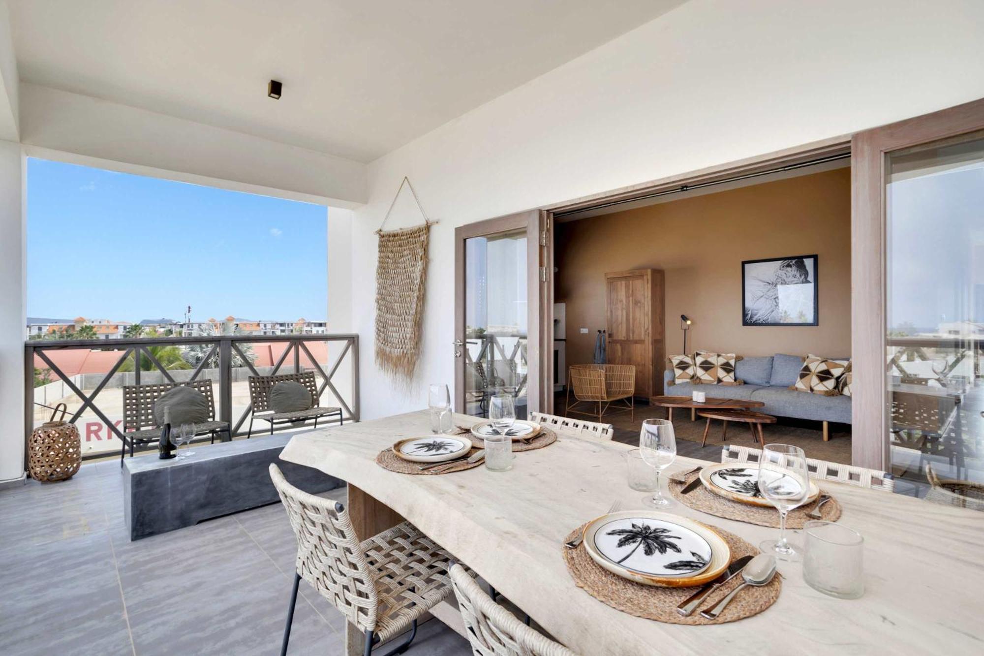 Sunset Breeze Penthouse With A View Towards The Sea Apartment