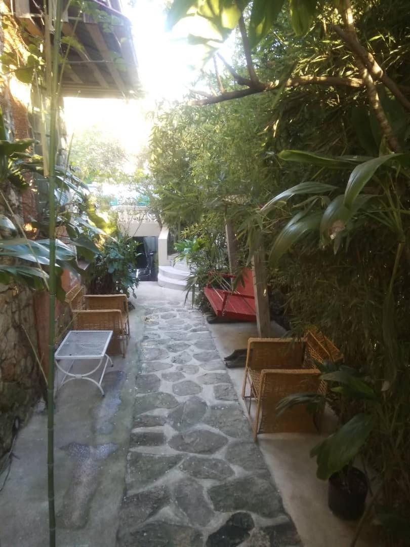 Acomodação com café da manhã  Les Residences Etang Du Jonc Pétionville