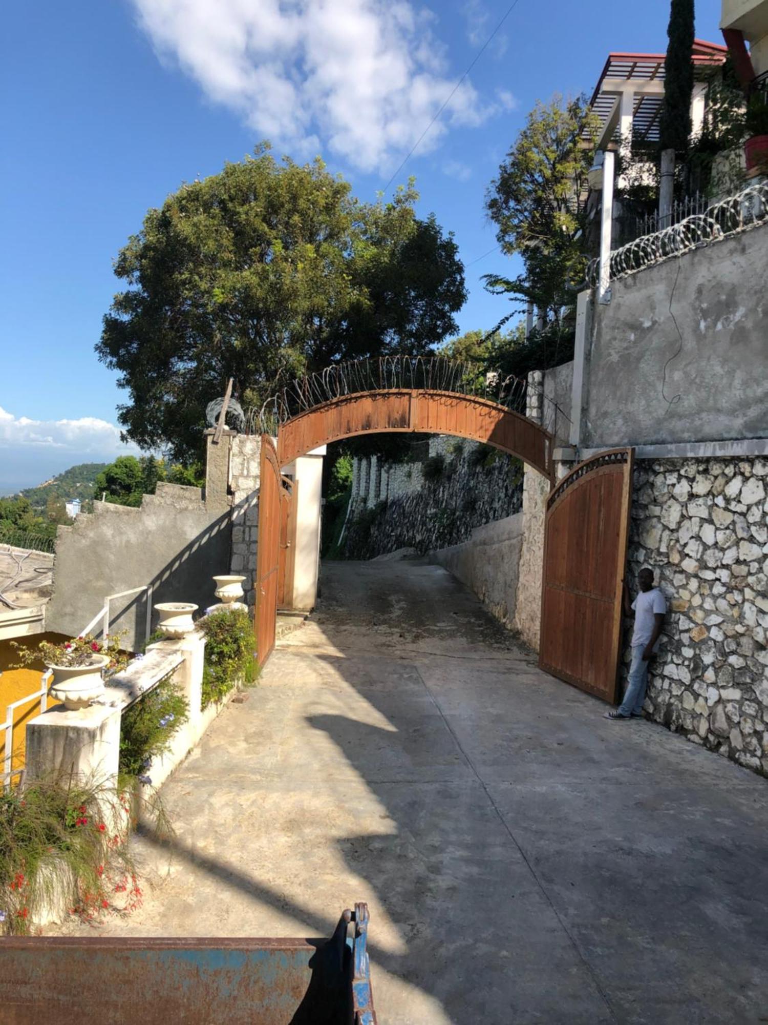 Les Residences Etang Du Jonc * Pétionville