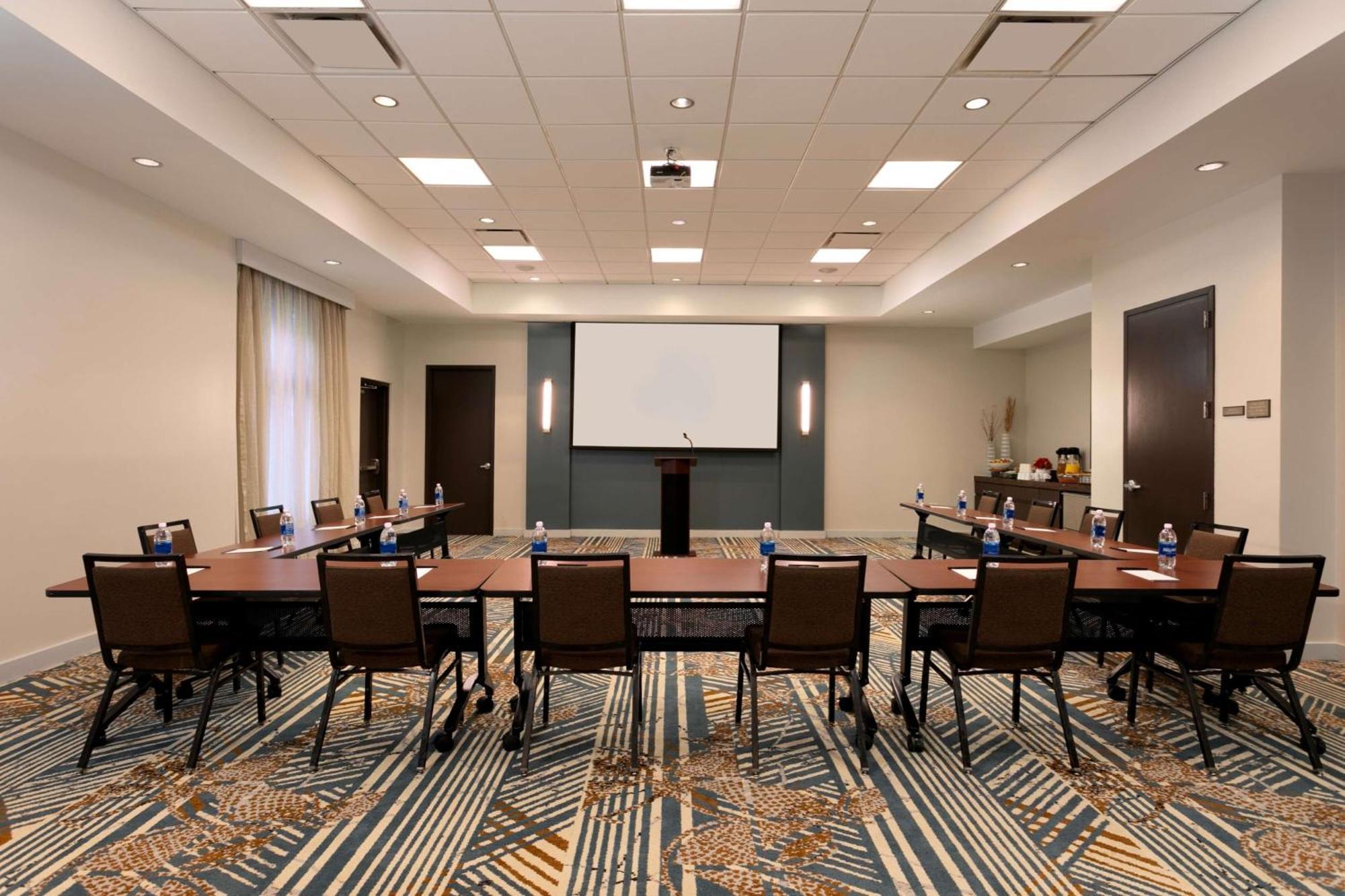 Hotel Hyatt Place 3*