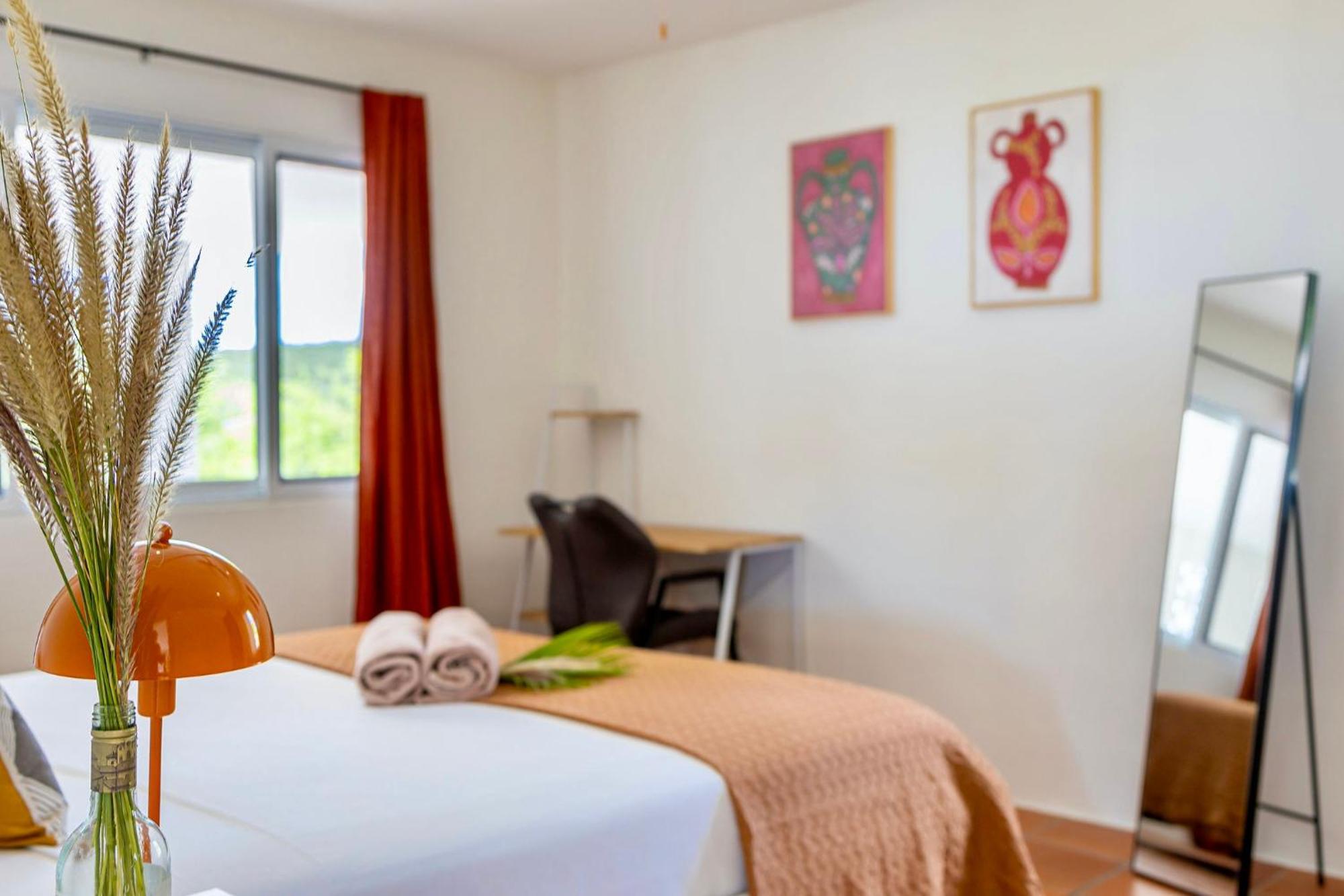 Coral Estate Retals - Villa Rentals * Willibrordus