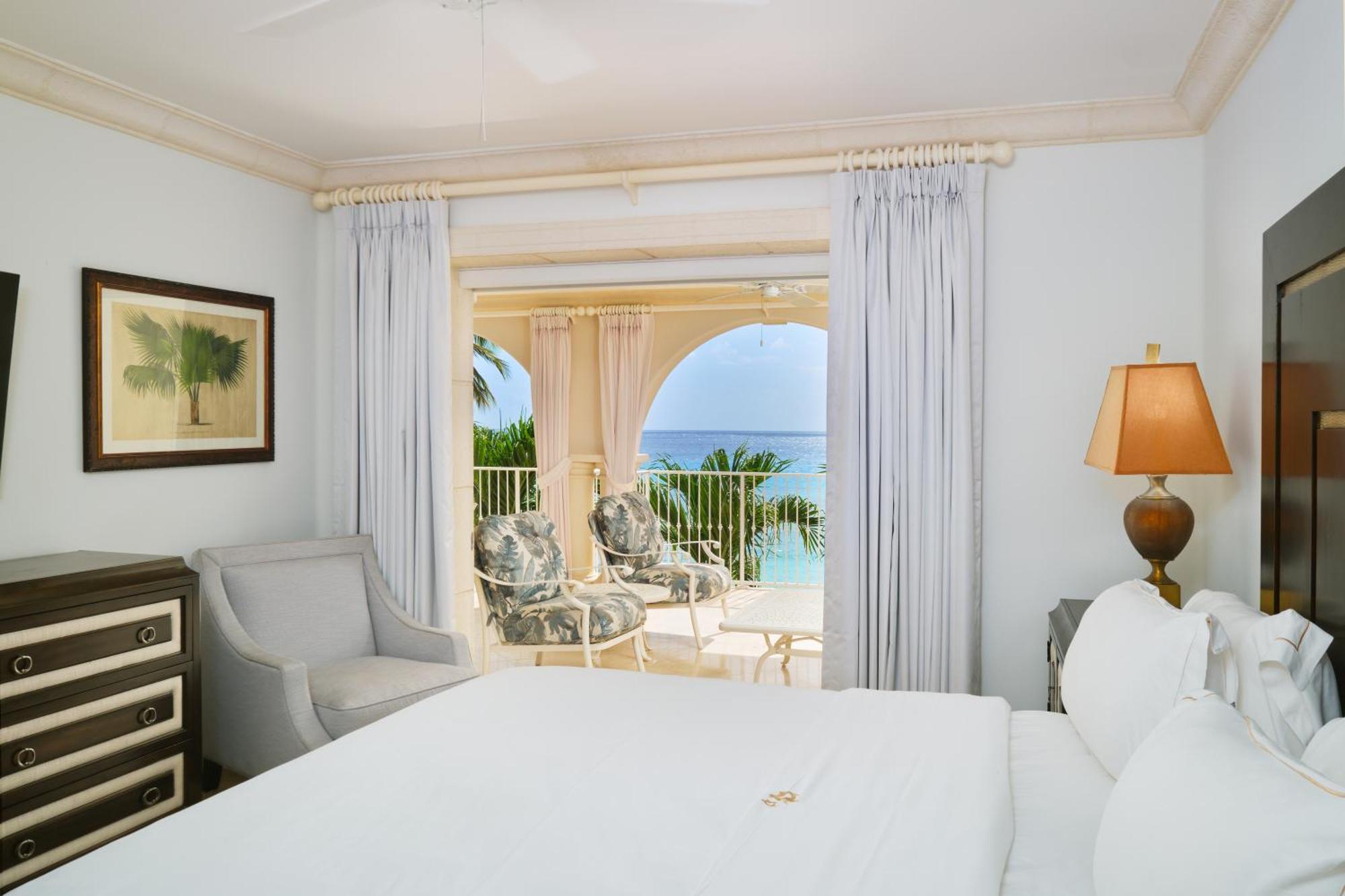Apartment Saint Peter's Bay Luxury And Residences