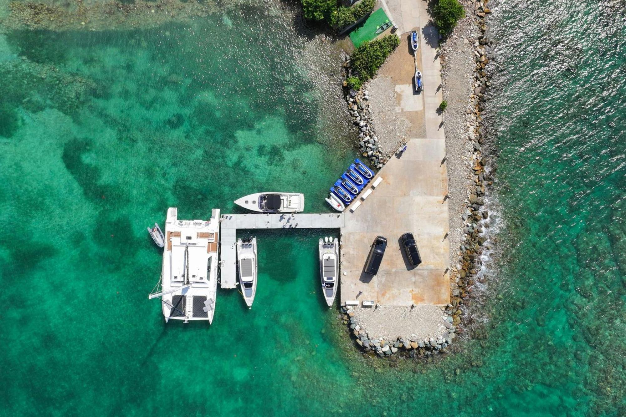Buoy Haus St Thomas Autograph Collection 4*