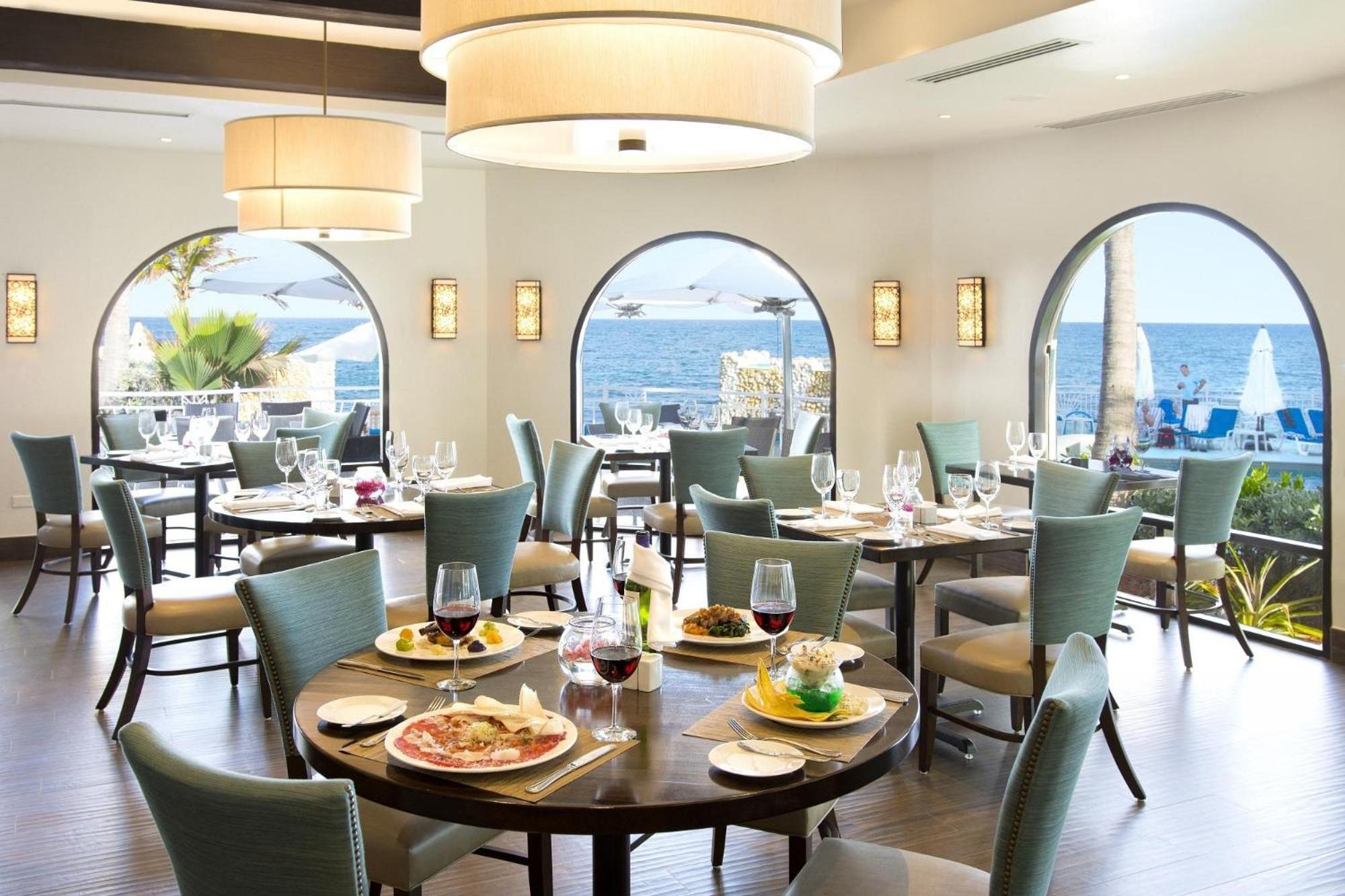 Oyster Bay Beach Resort