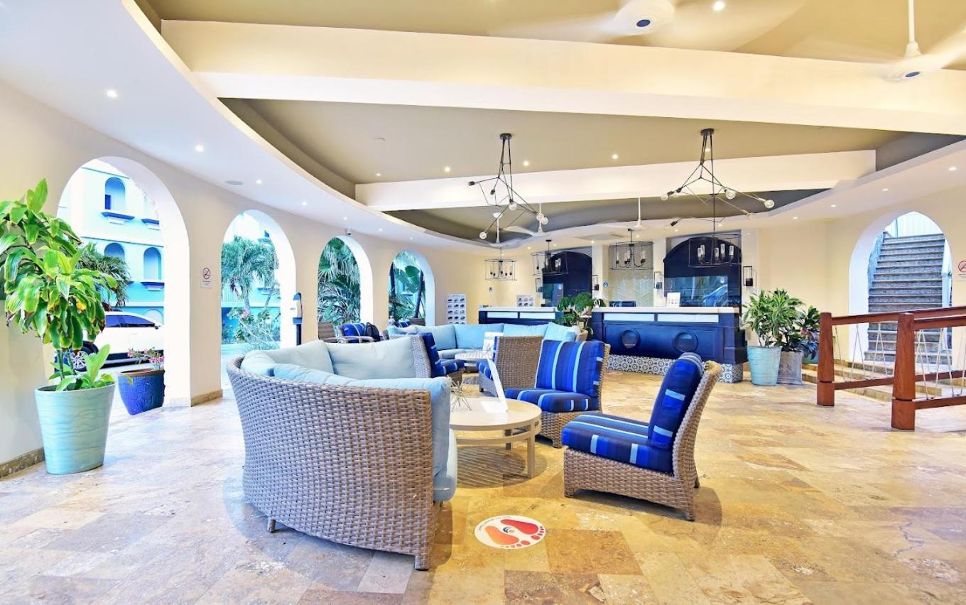 Resort Oyster Bay Beach 4*