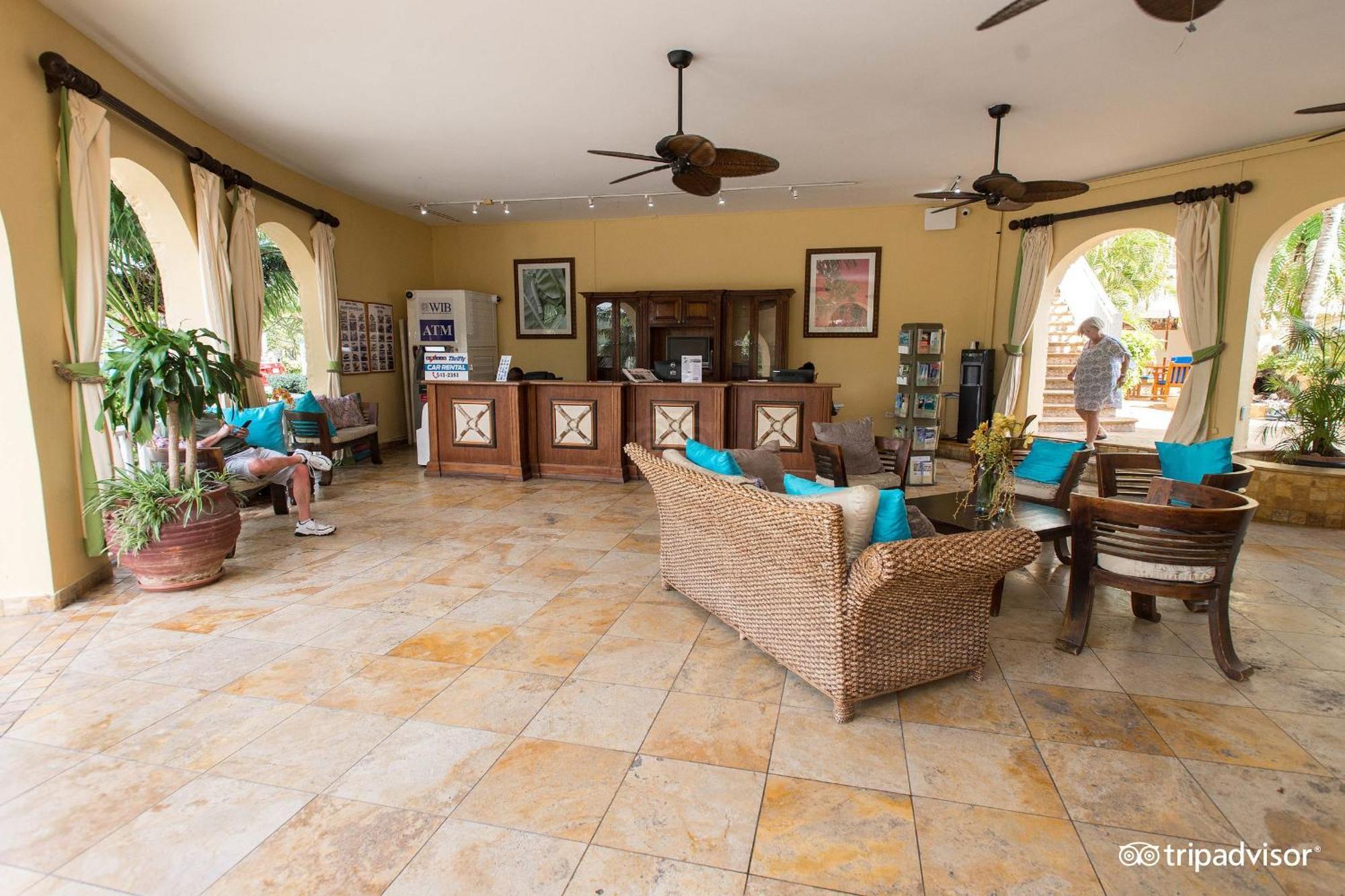 Resort Oyster Bay Beach 4*