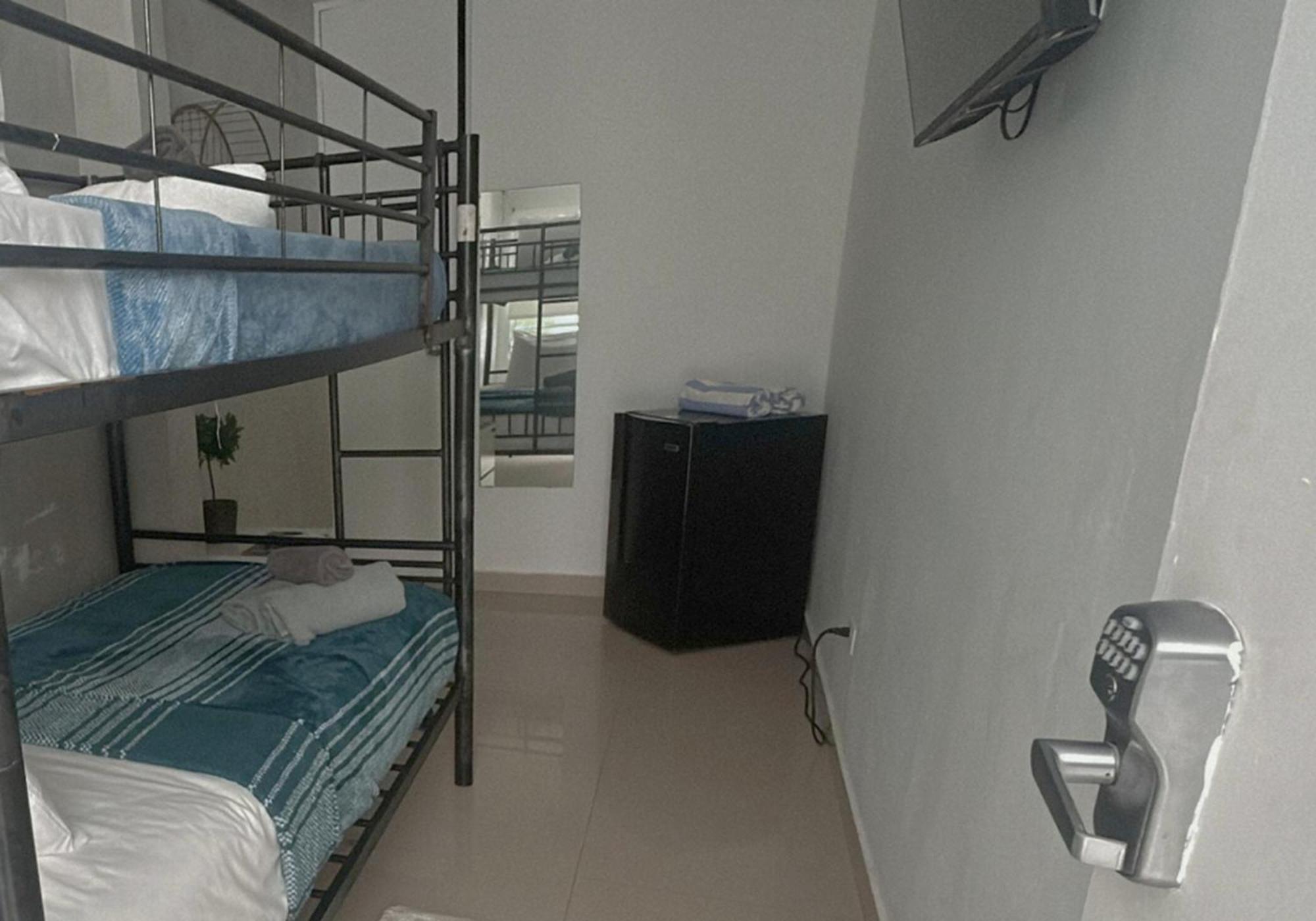 The Pelican Poshtel Guest house