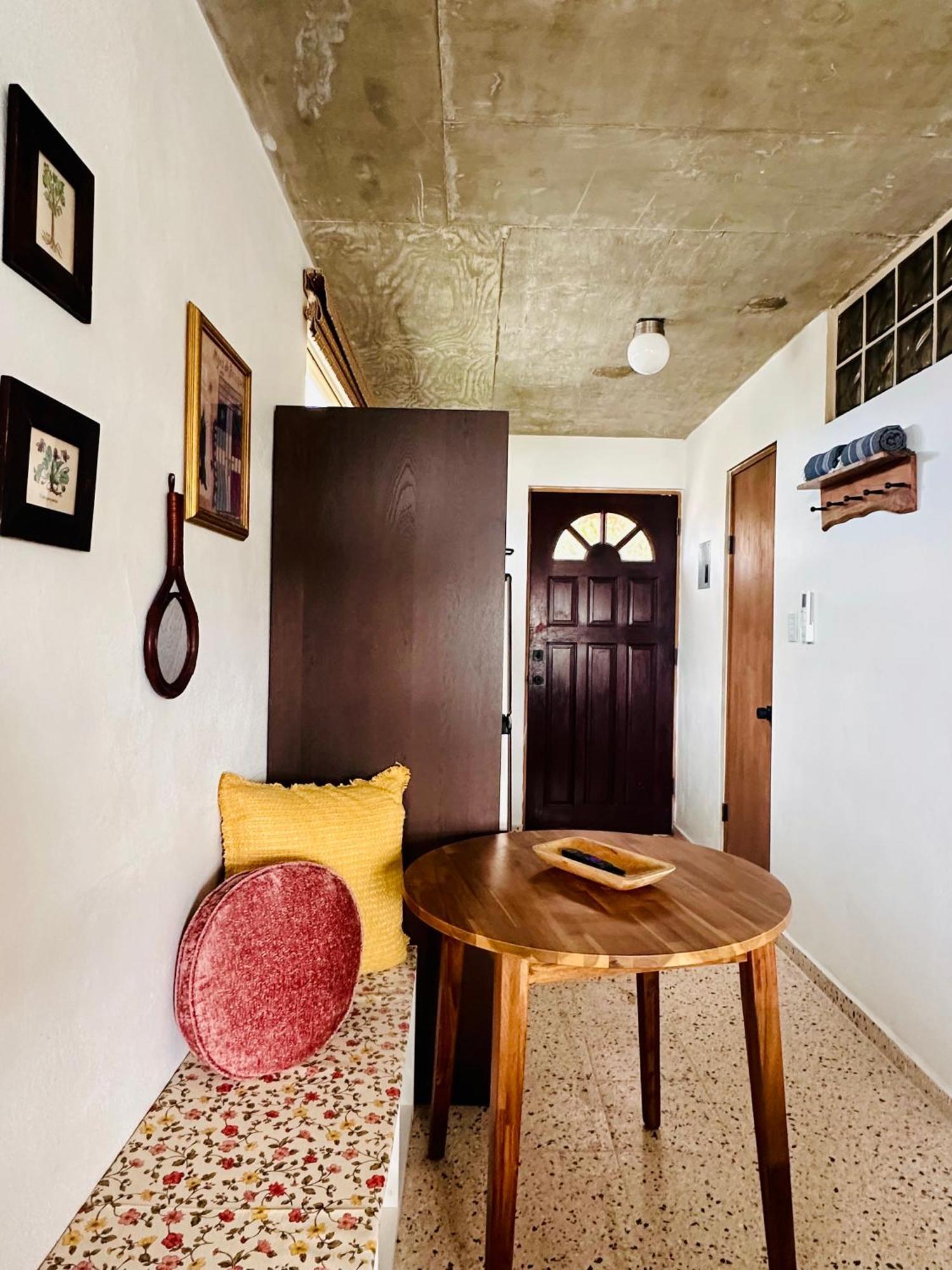 Sonsolea Guest house *