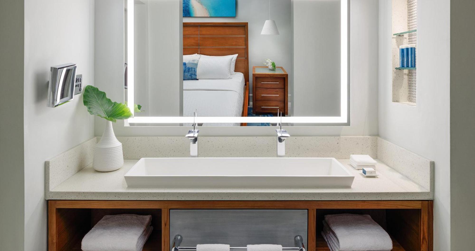 Sandals All Inclusive - Couples Only (adults Only) Montego Bay