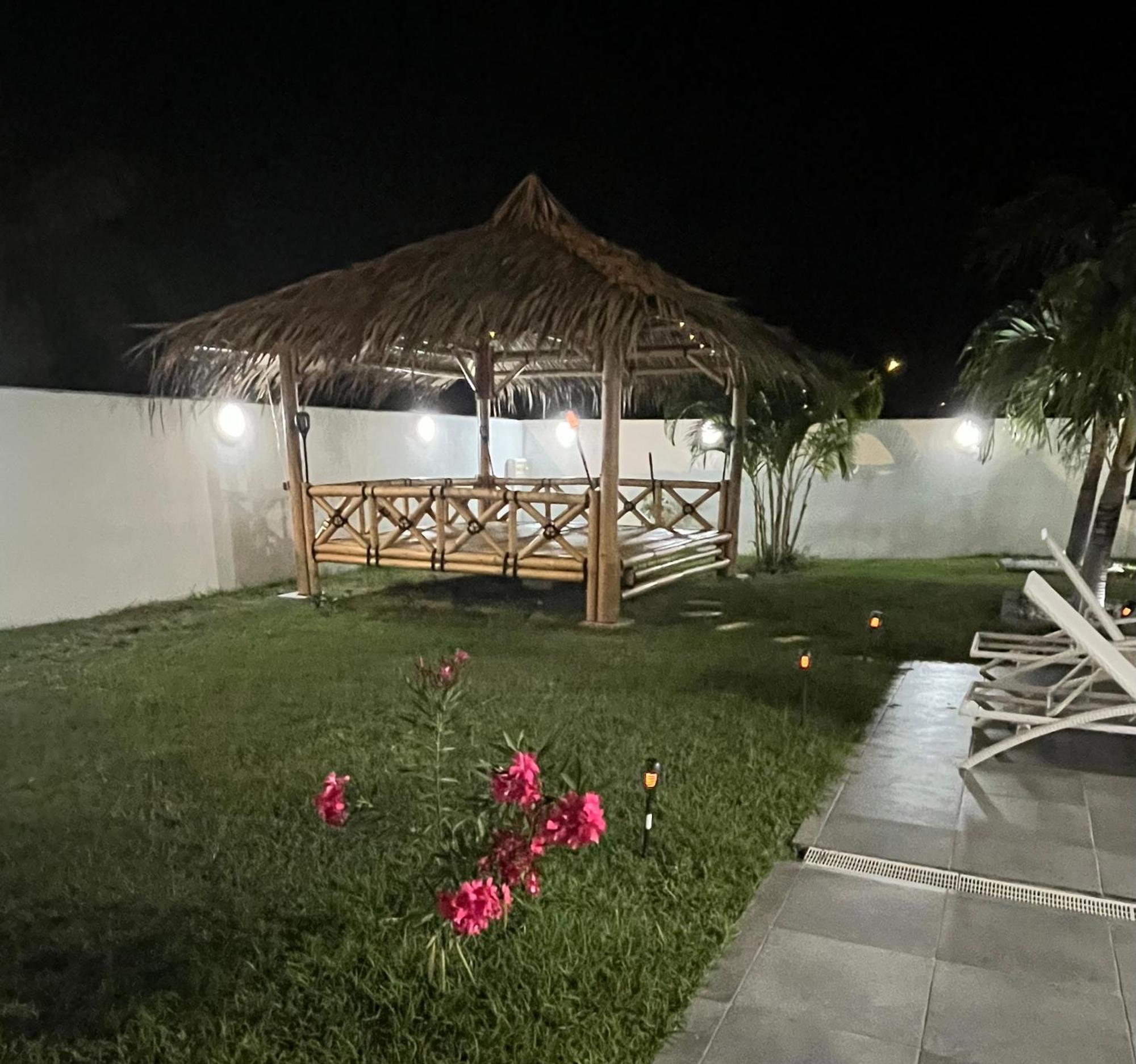 O'mangos Hibiscus Apartment