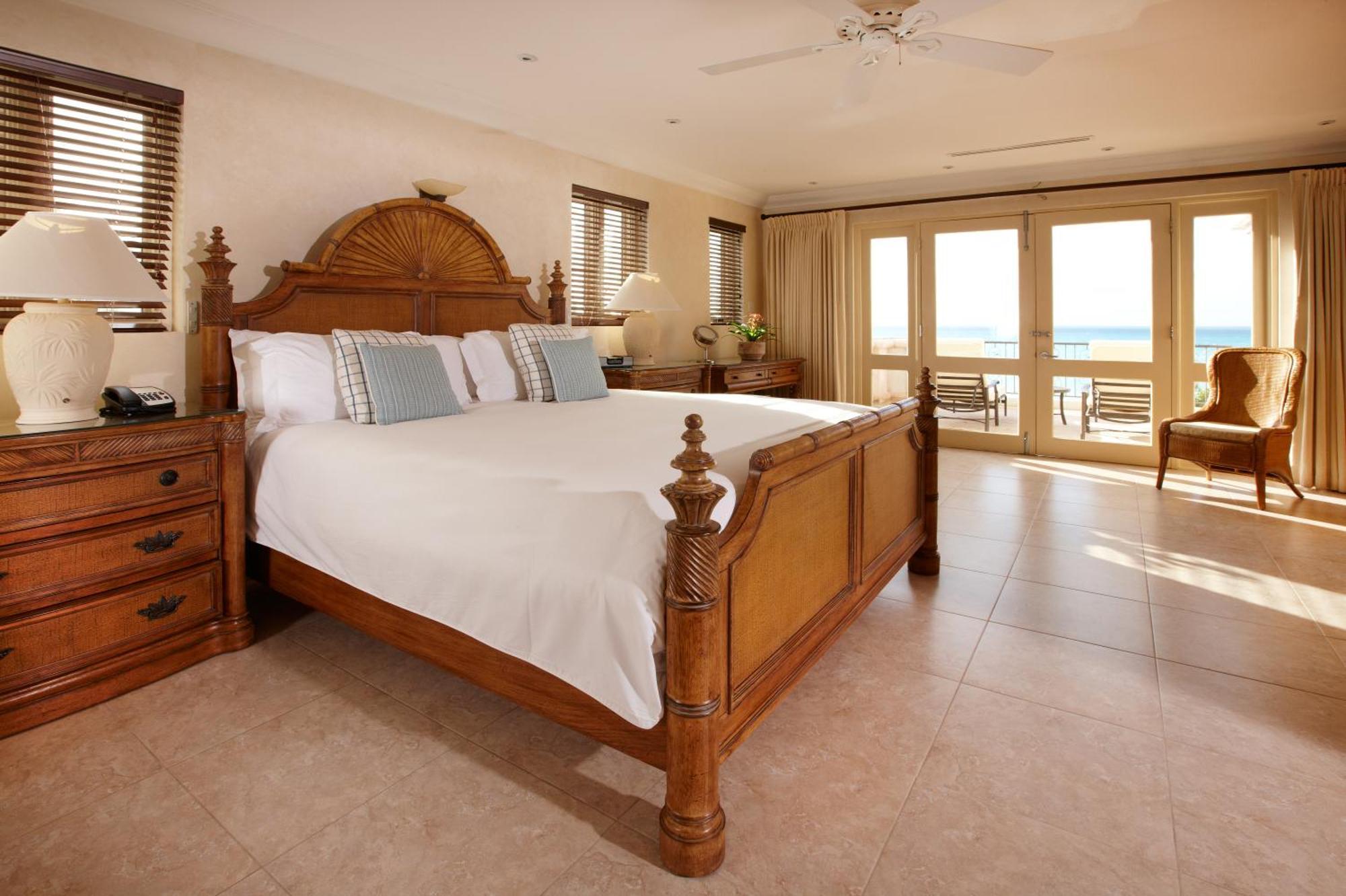 Blue Waters And Resort 5*