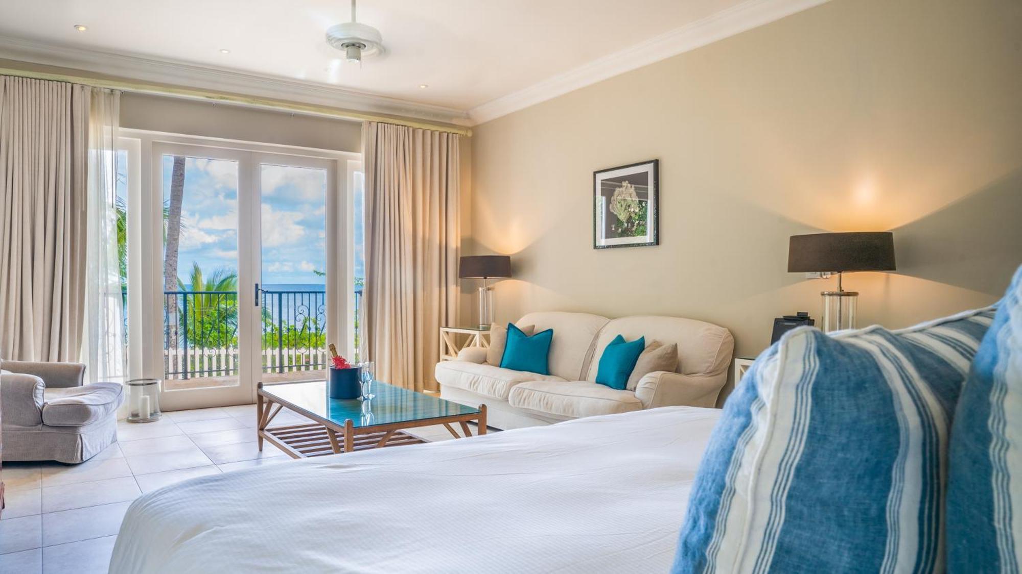Resort Blue Waters And St. John's
