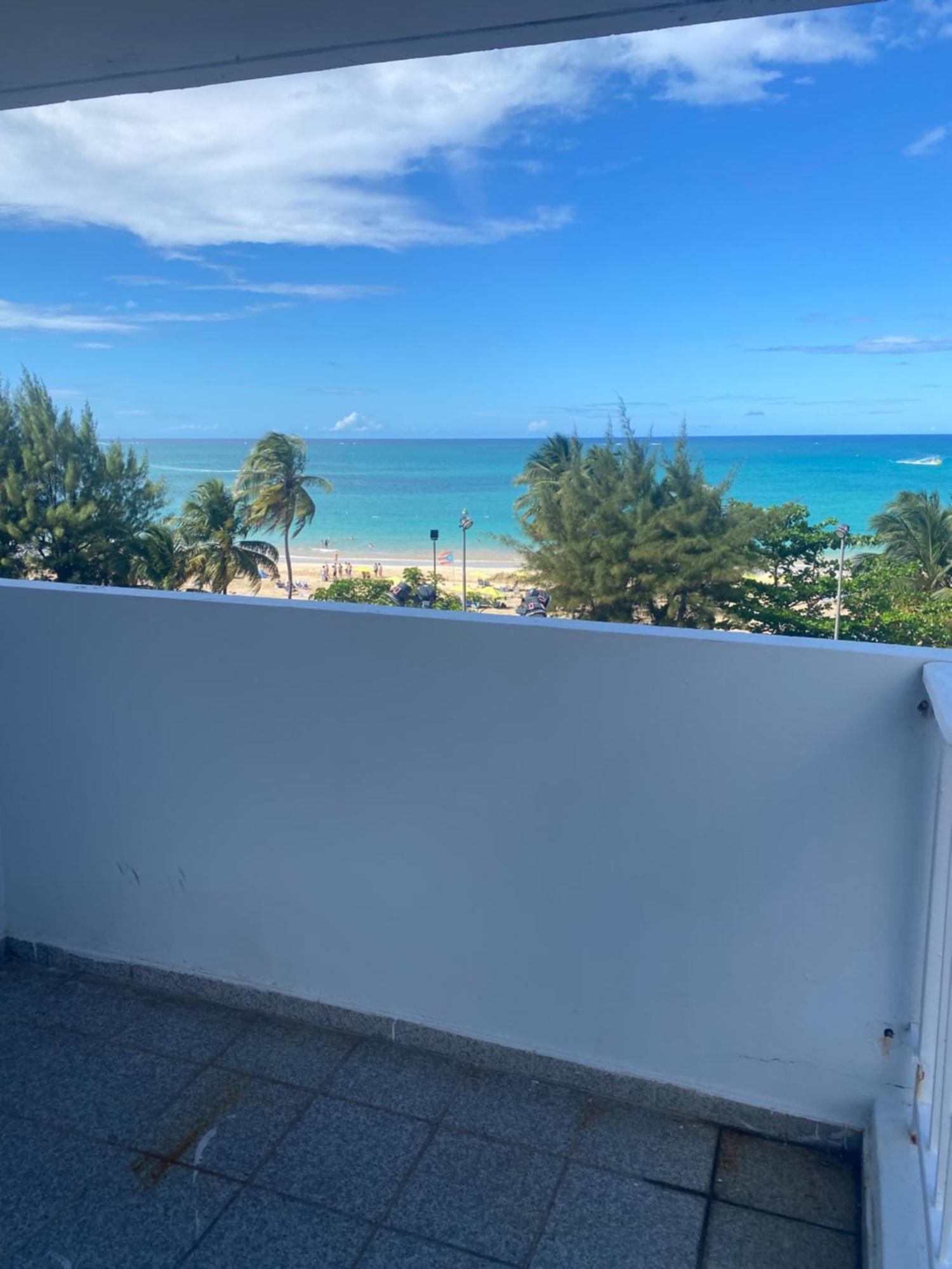 Downtown Beachfront Isla Luxury